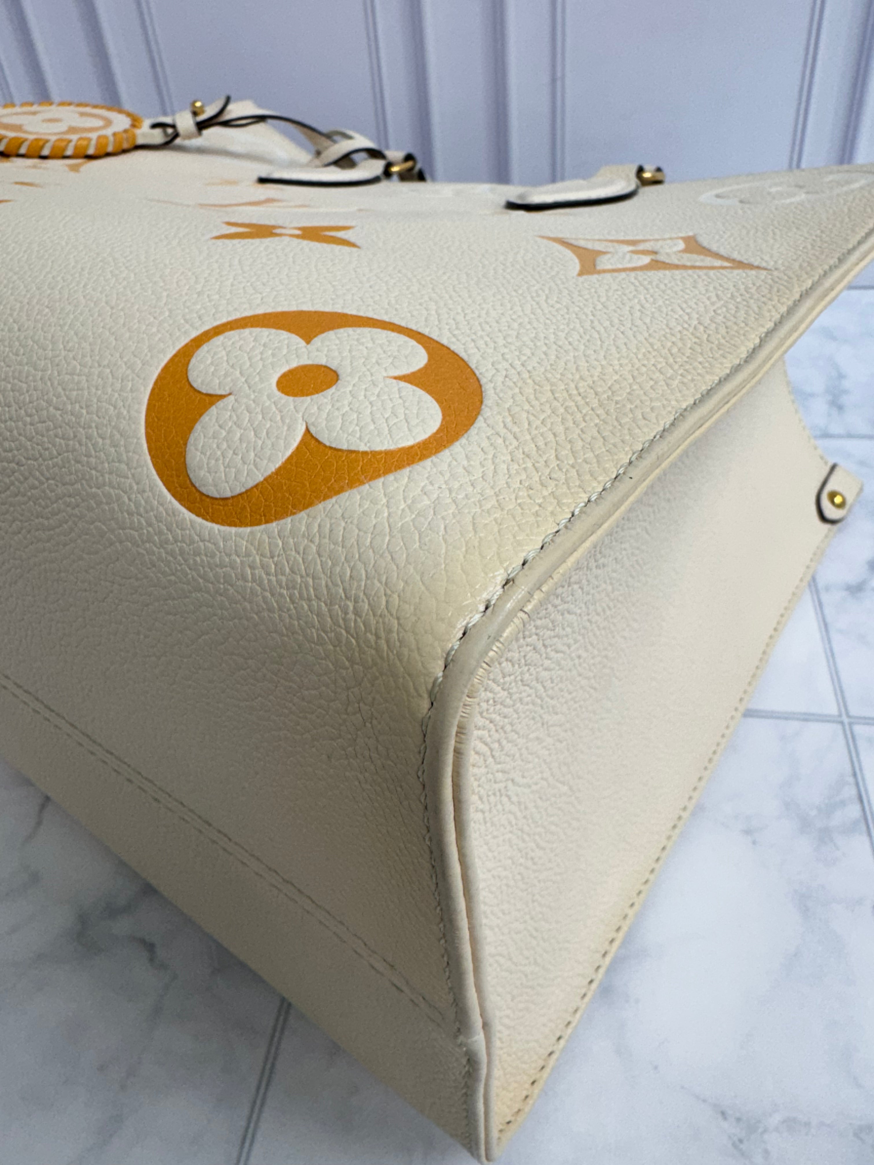 Louis Vuitton Creme Monogram By The Pool On The Go MM