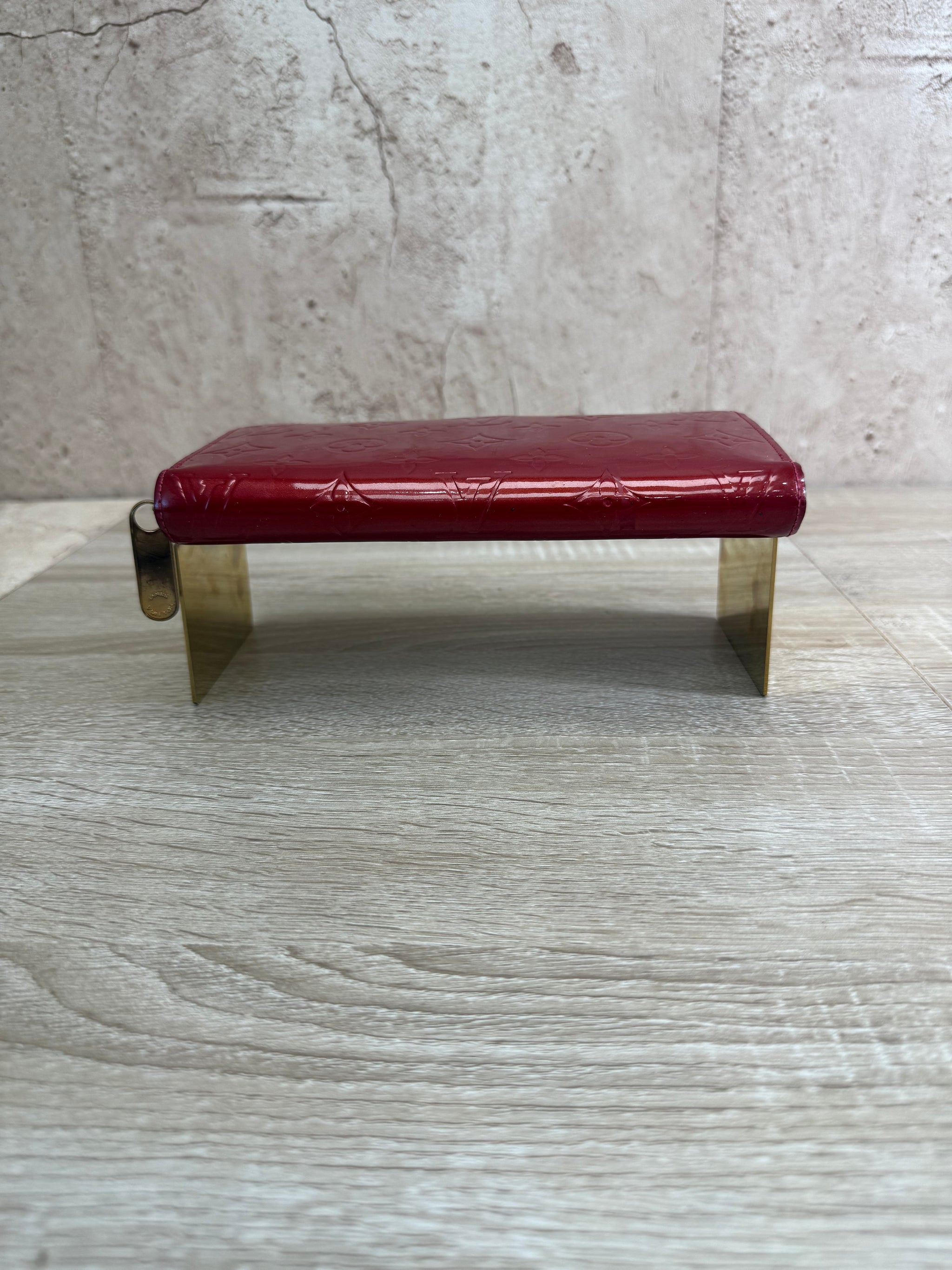 Louis Vuitton Red Vernis Zippy Wallet