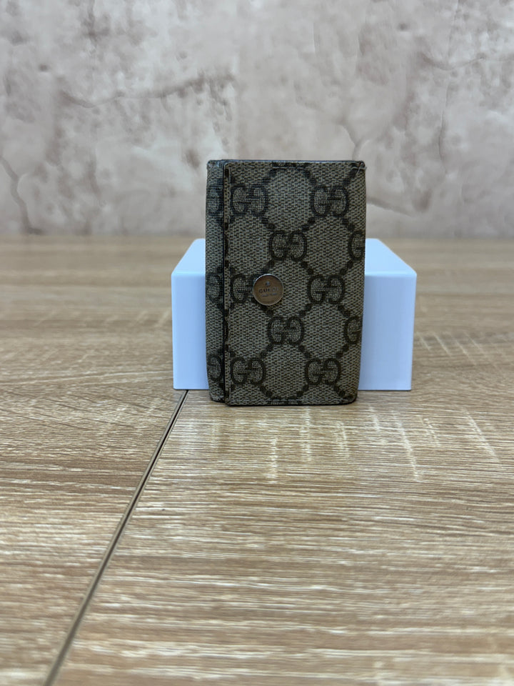 Gucci Coated Canvas 6 Key Ring Case