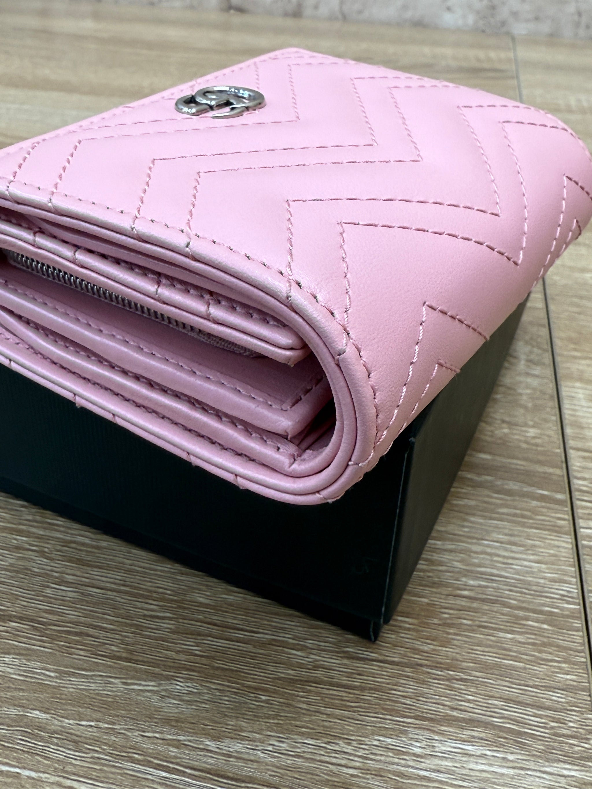 Gucci Pink Quilted Leather Marmont Compact Wallet