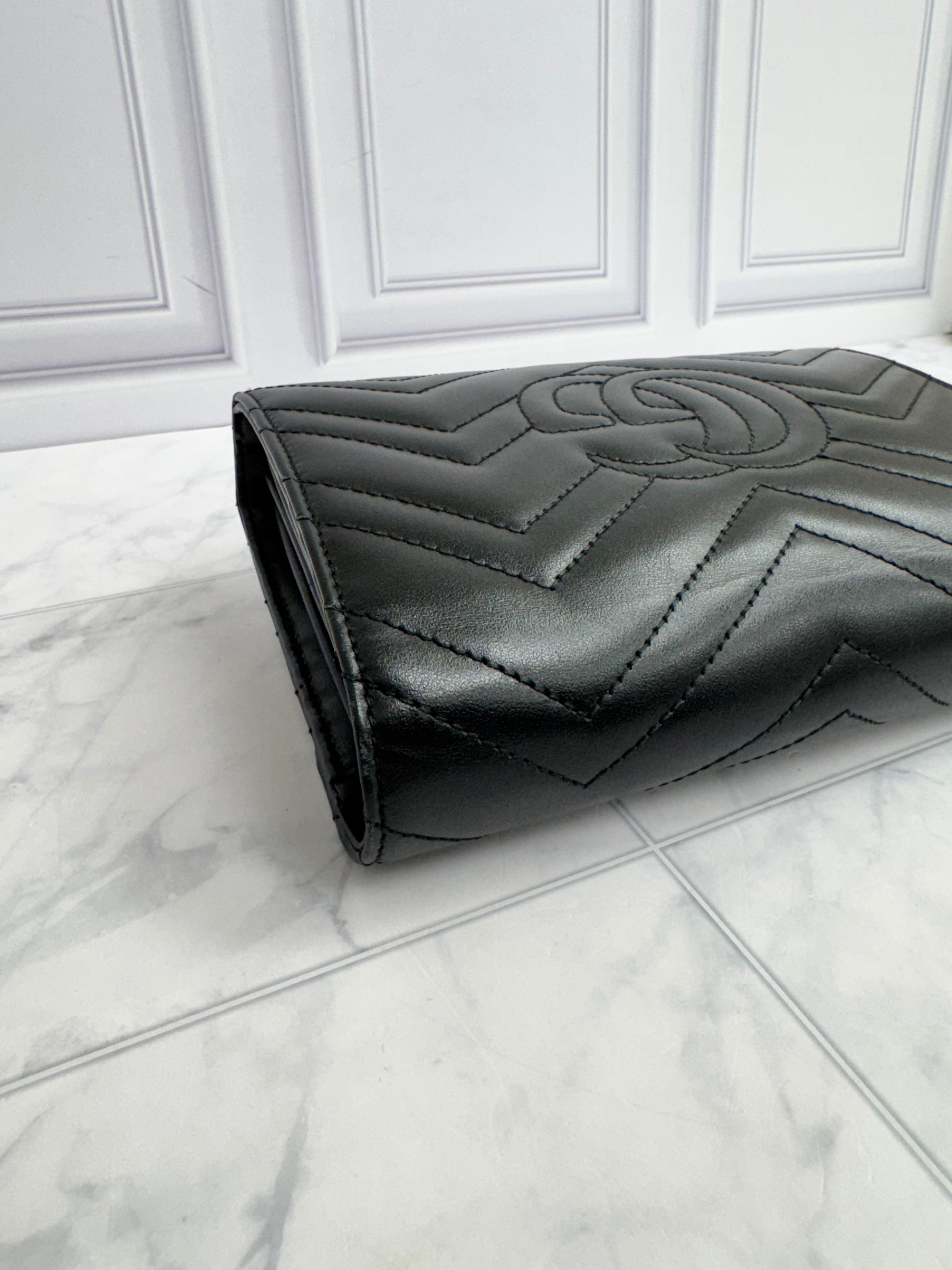 Gucci Black Chevron Quilted Leather GG Marmont Wallet On A Chain