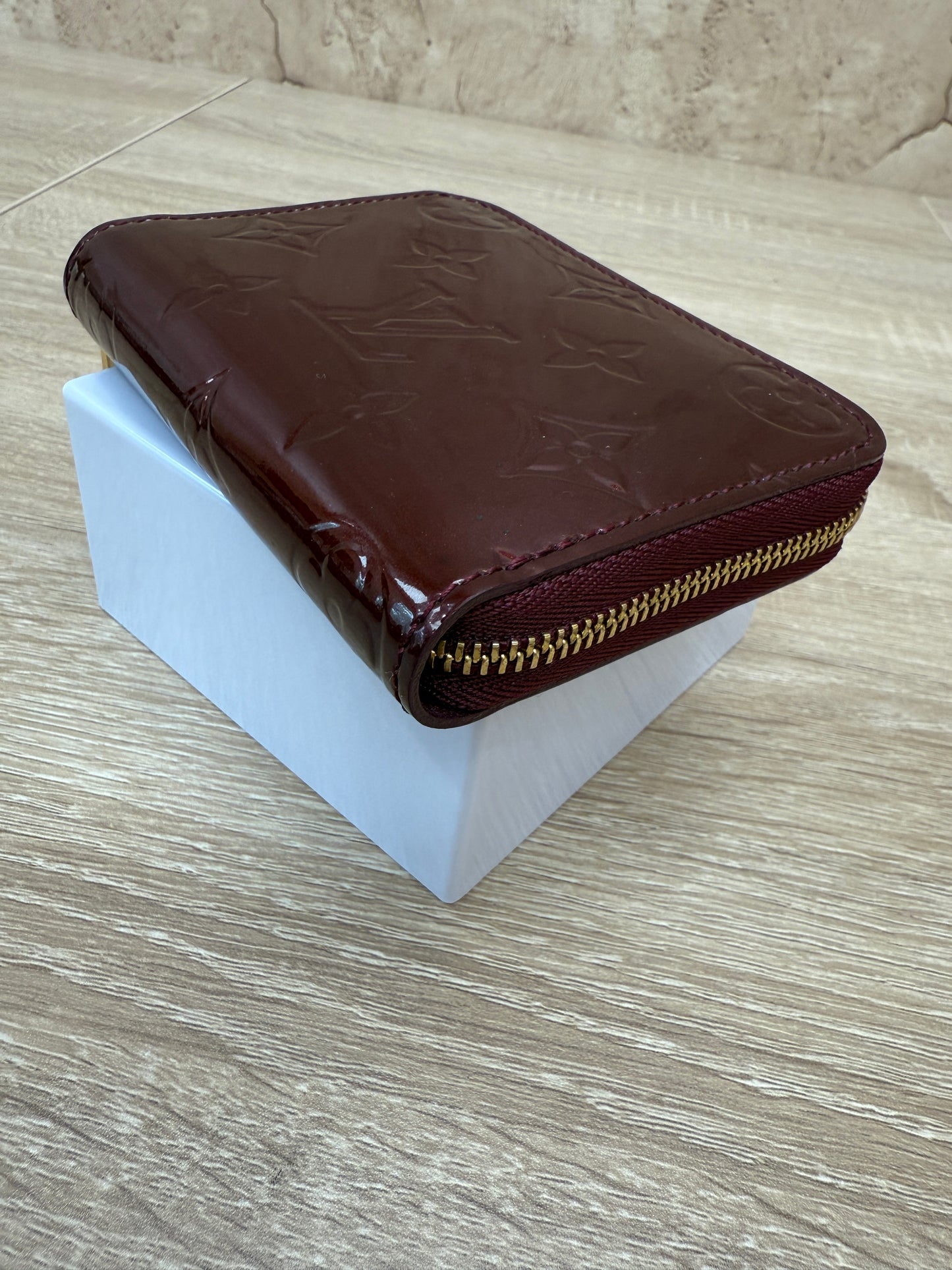 Louis Vuitton Burgundy Vernis Compact Zippy Wallet