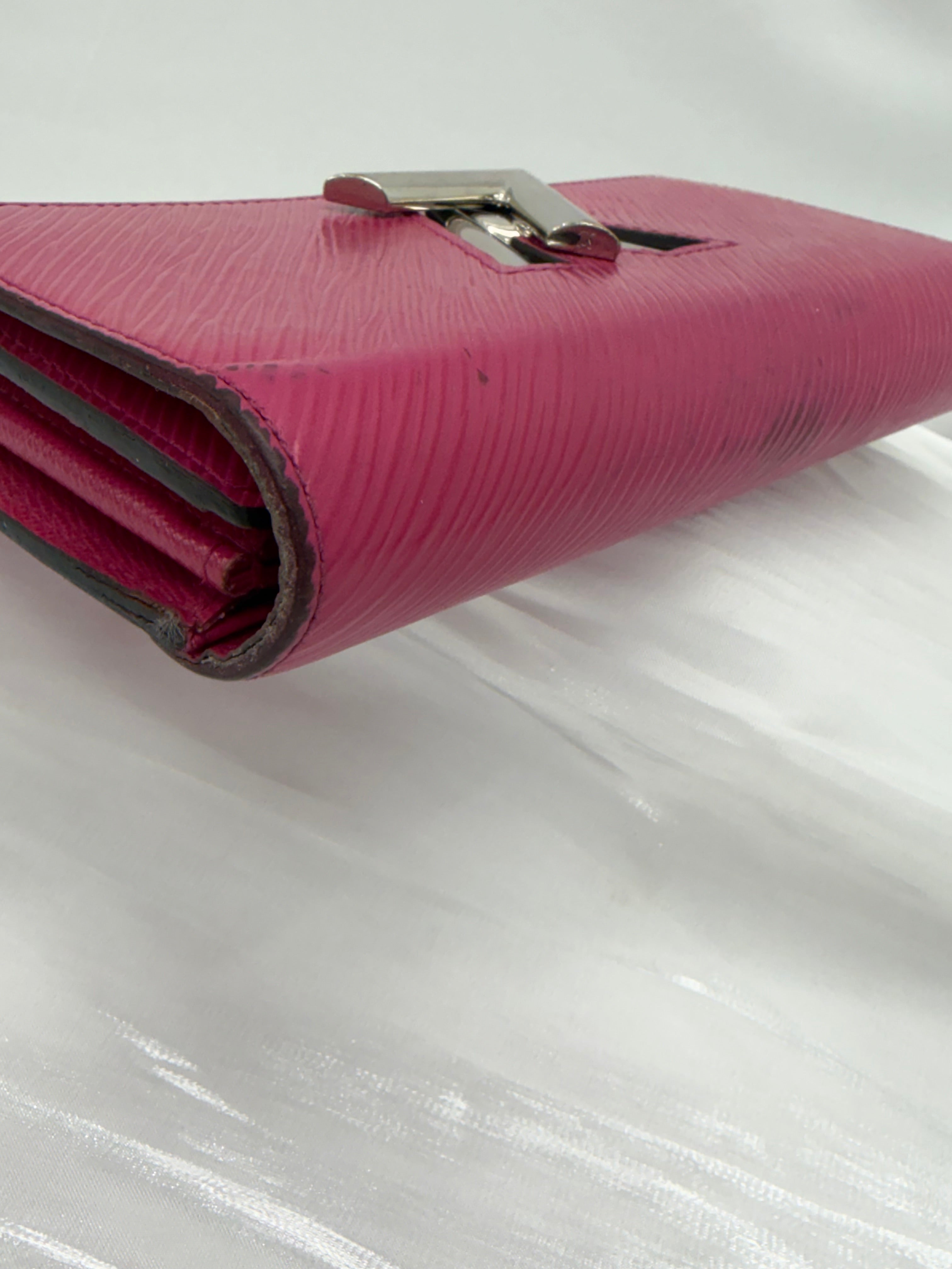 Louis Vuitton Pink Epi Twist Sarah Wallet