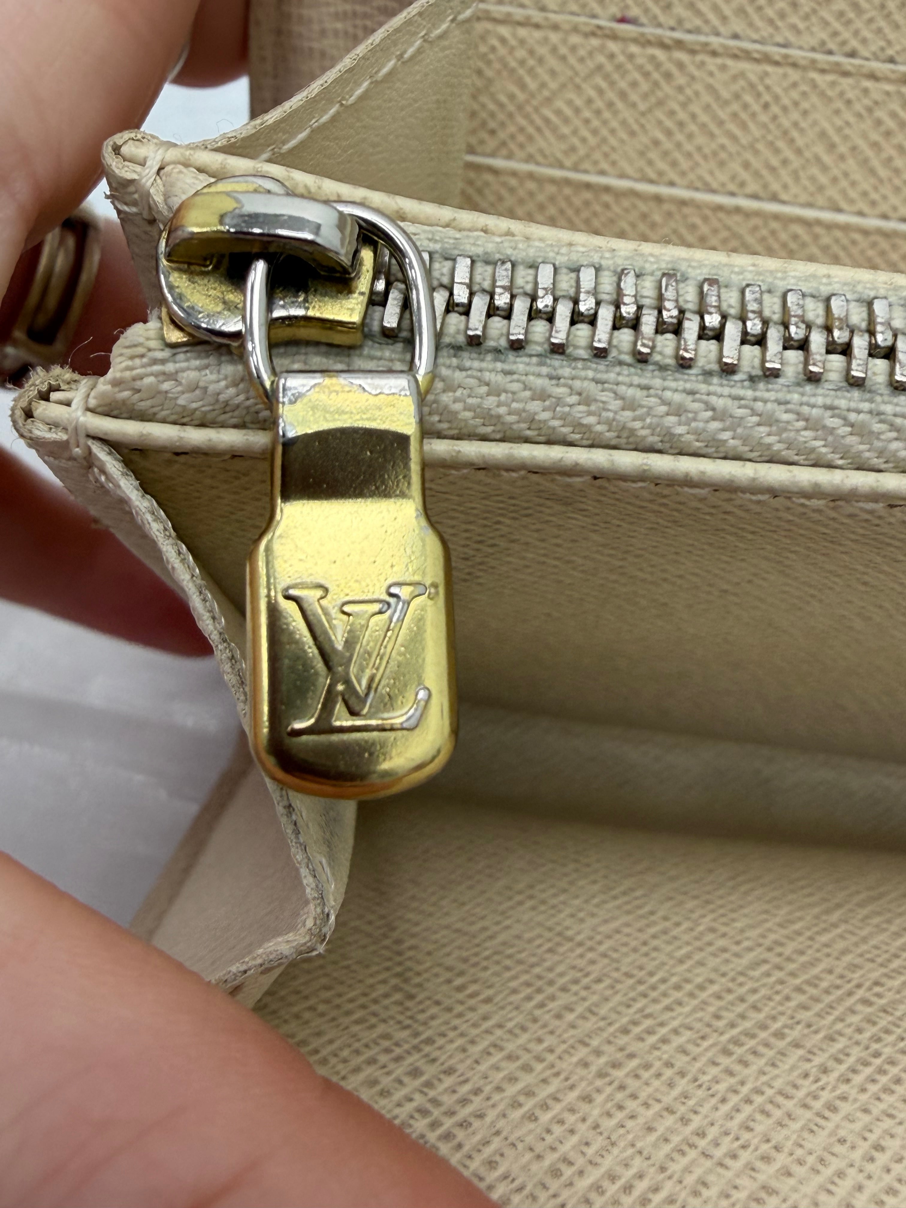 Louis Vuitton Damier Azur Sarah Wallet