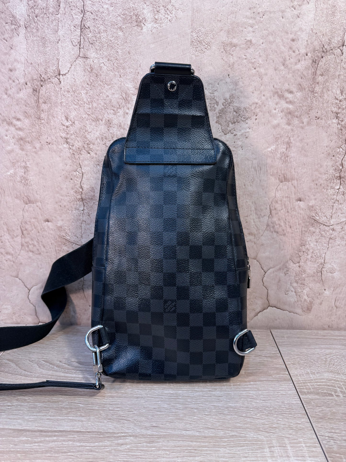 Louis Vuitton Damier Graphite Avenue Sling