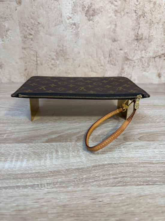 Louis Vuitton Monogram Neverfull MM Pouch