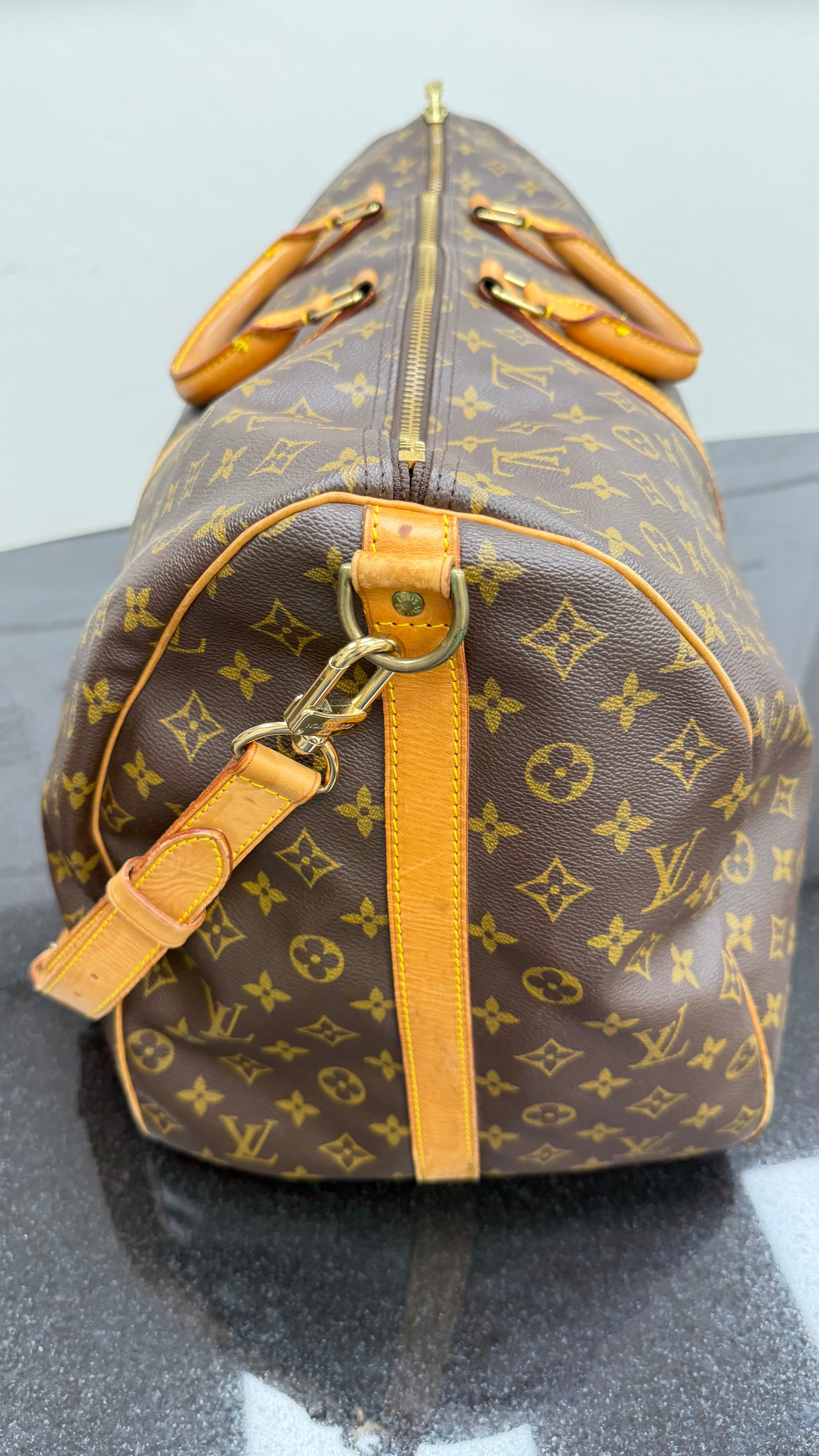 Louis Vuitton Monogram Keepall Bandouliere 60