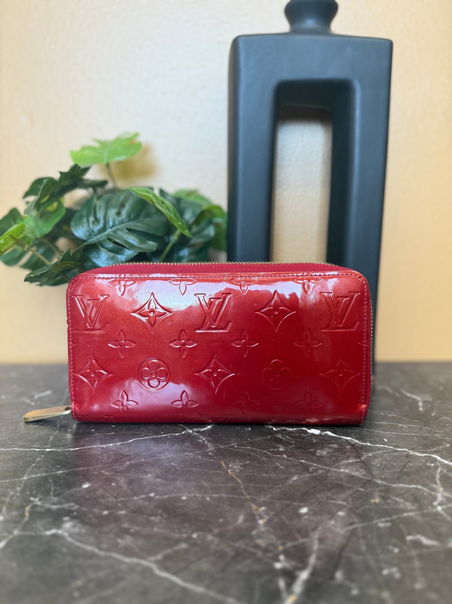 Louis Vuitton Red Vernis Zippy Wallet
