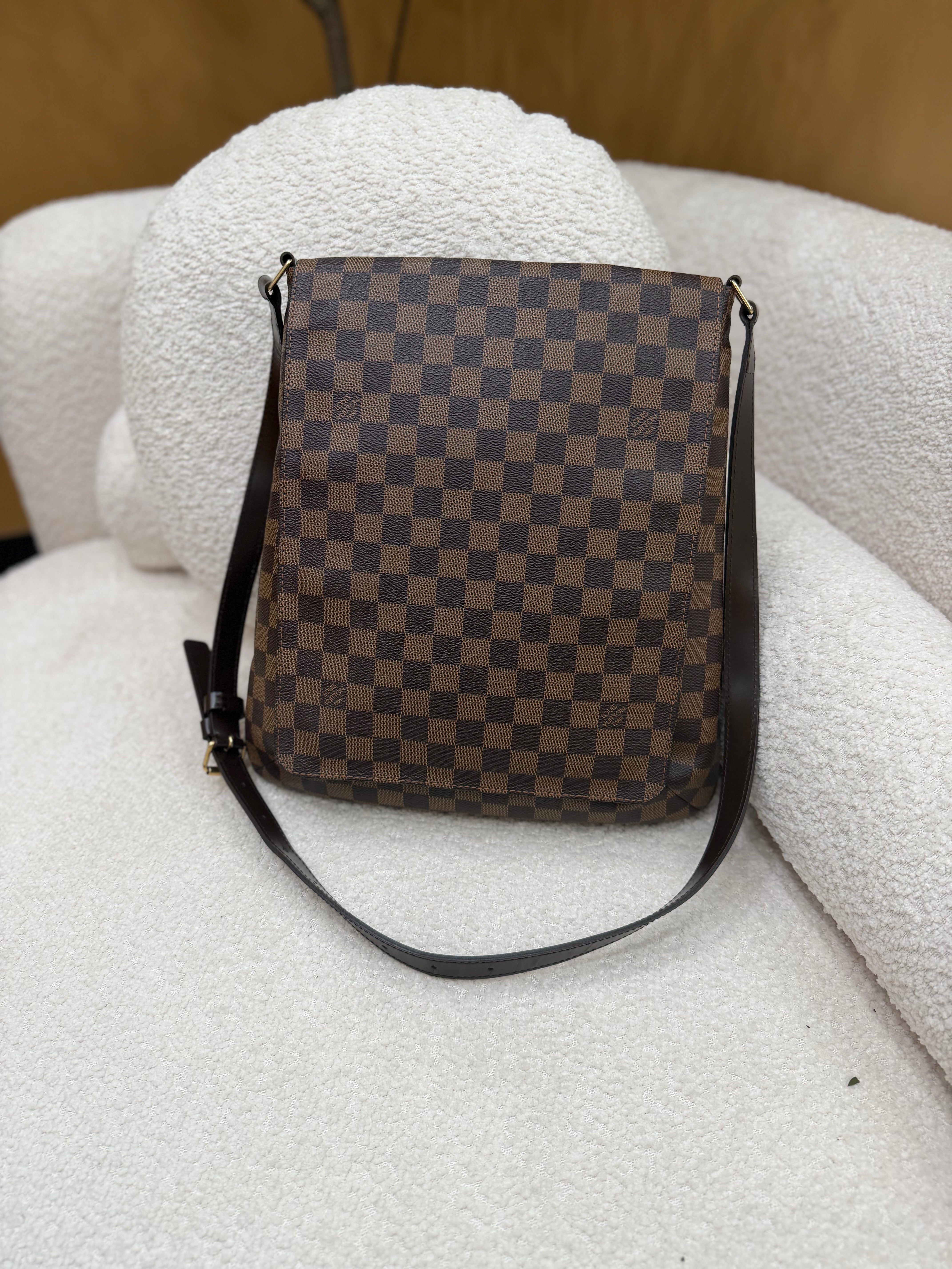 Louis Vuitton Damier Ebene Musette Salsa GM