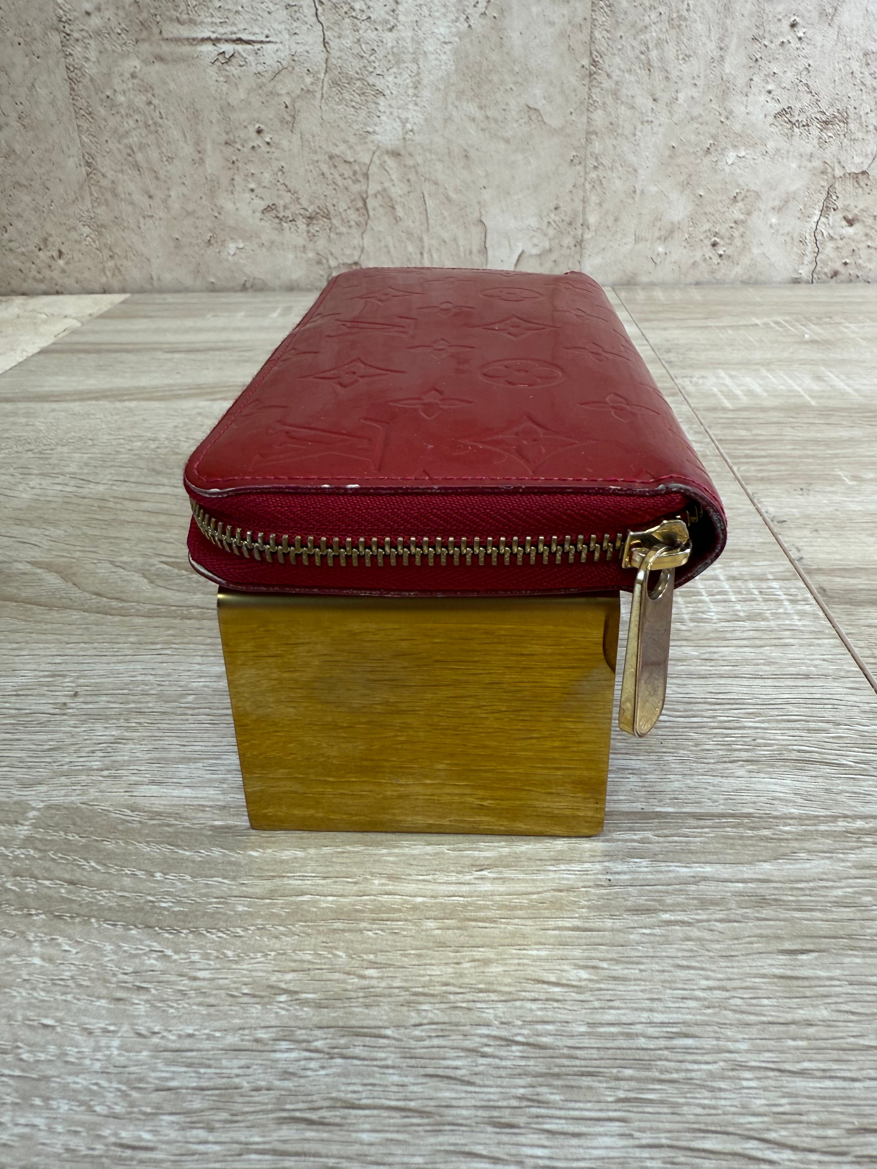 Louis Vuitton Red Vernis Zippy Wallet