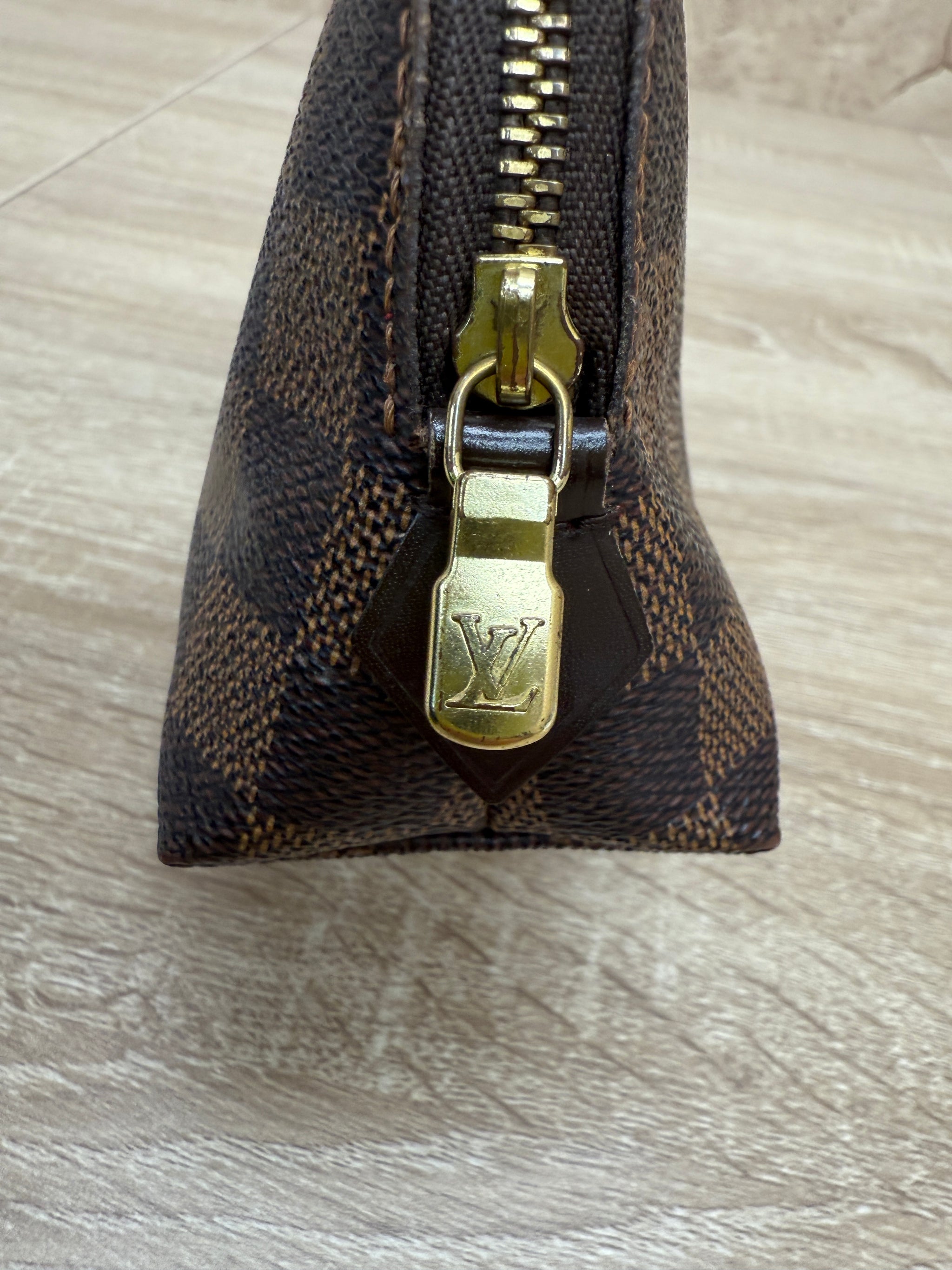 Louis Vuitton Damier Ebene Cosmetic Case