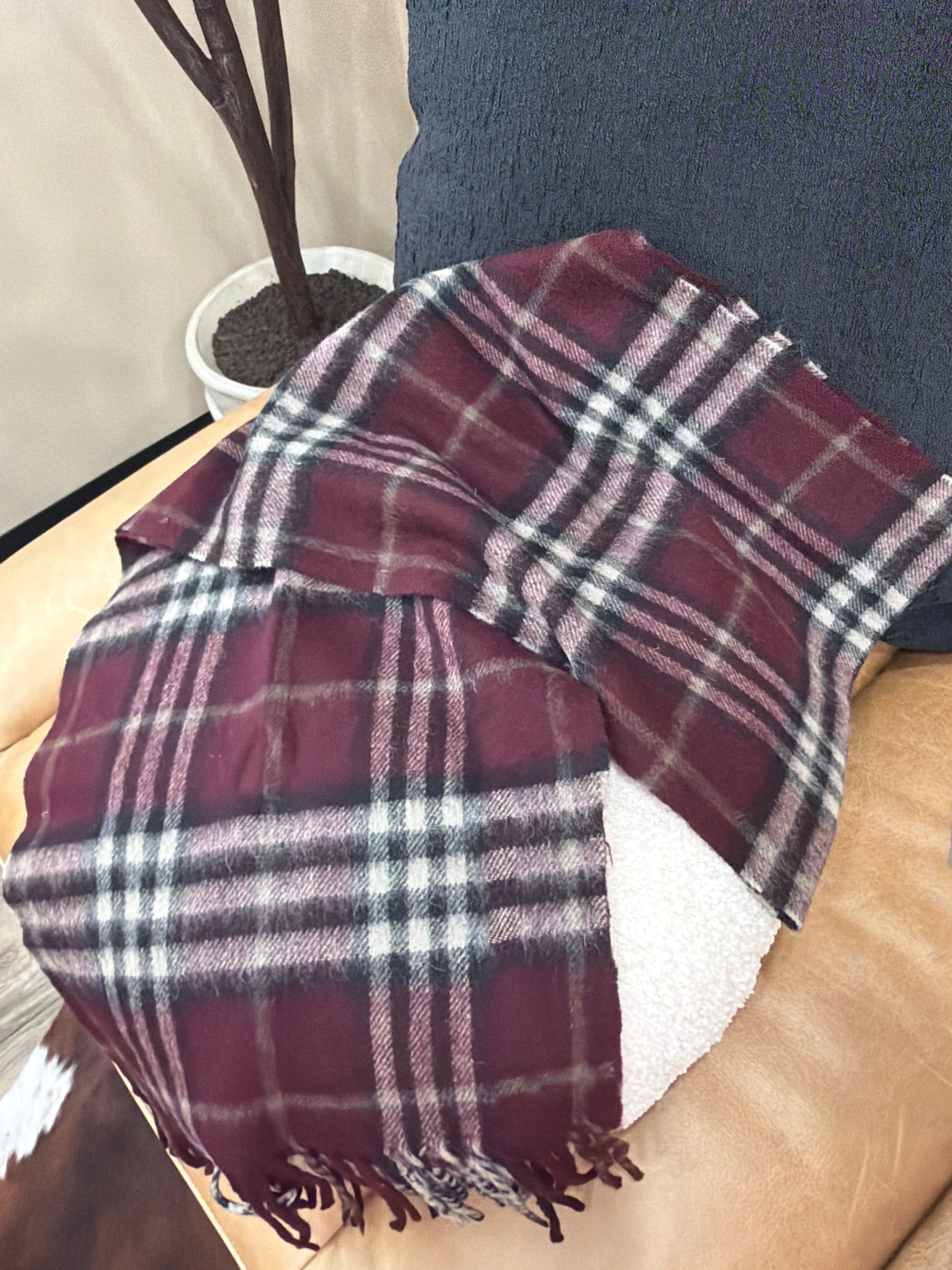 Burberry Vintage Dark Red Novacheck Lambswool Scarf