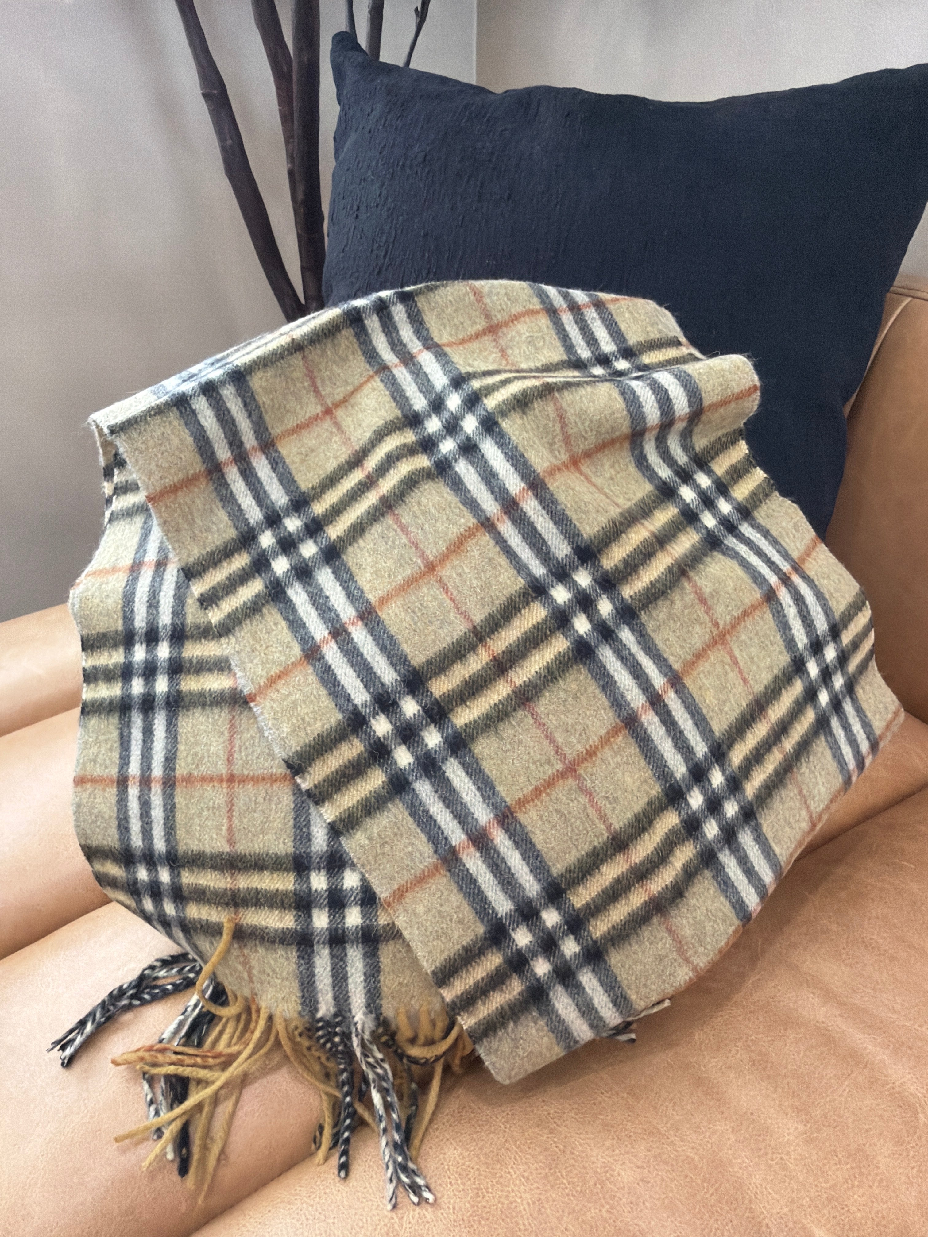 Burberry Vintage Light Green Novacheck Cashmere Scarf