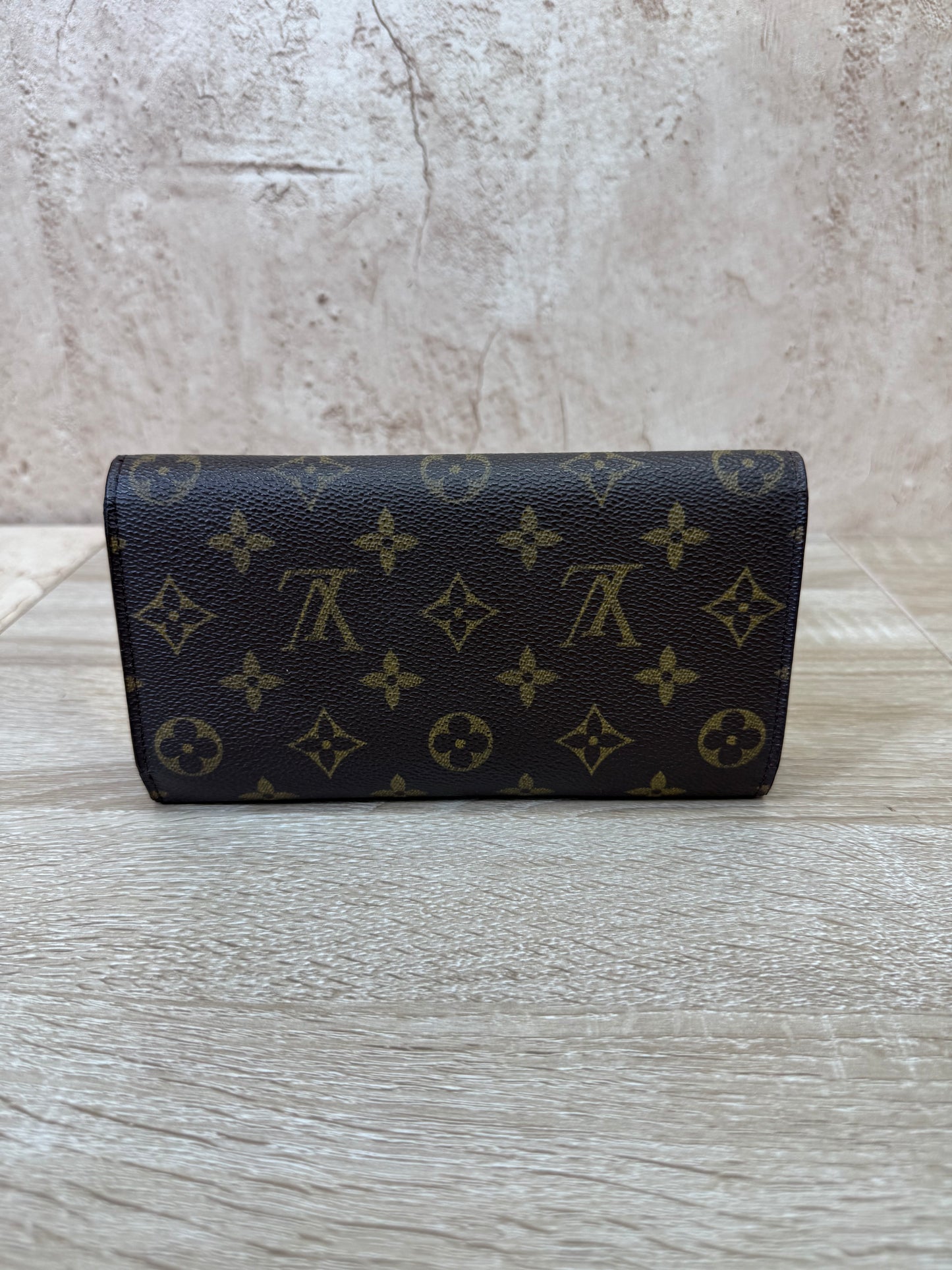 Louis Vuitton Monogram International Wallet