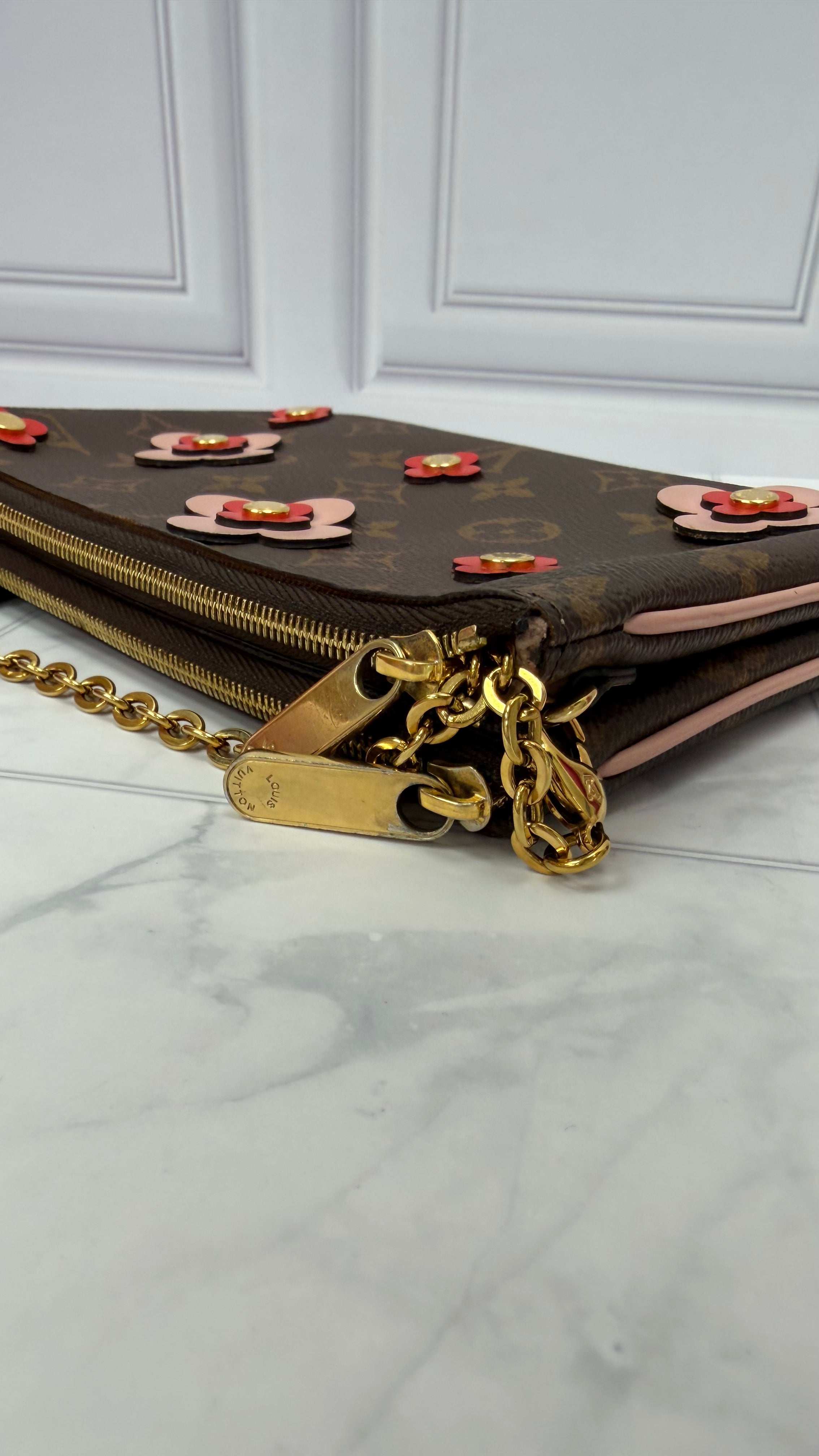 *DONS DROP* Louis Vuitton Monogram Blooming Flowers Double Zip Pochette Crossbody