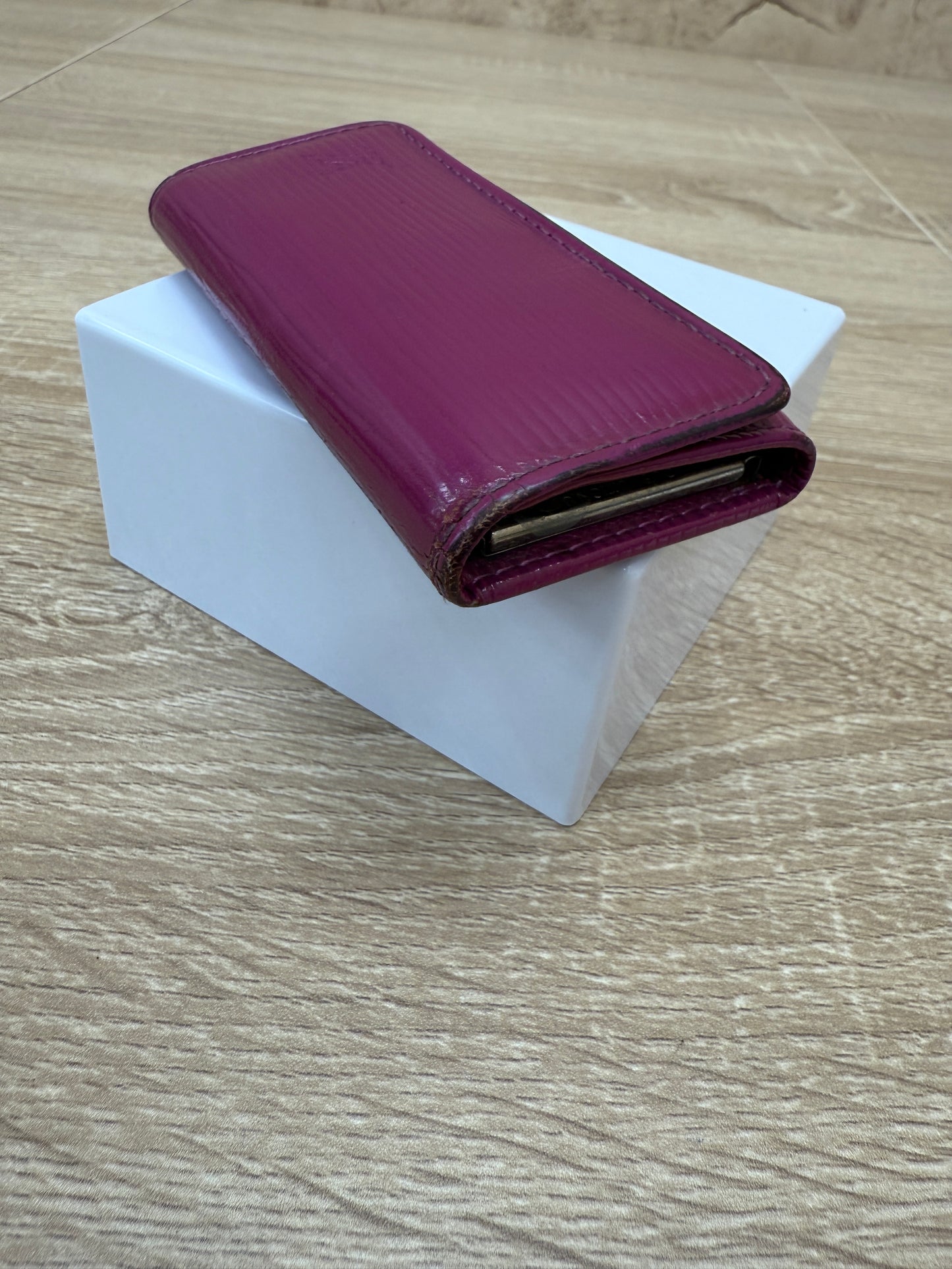 Louis Vuitton Fuchsia Epi 4 Key Ring Holder