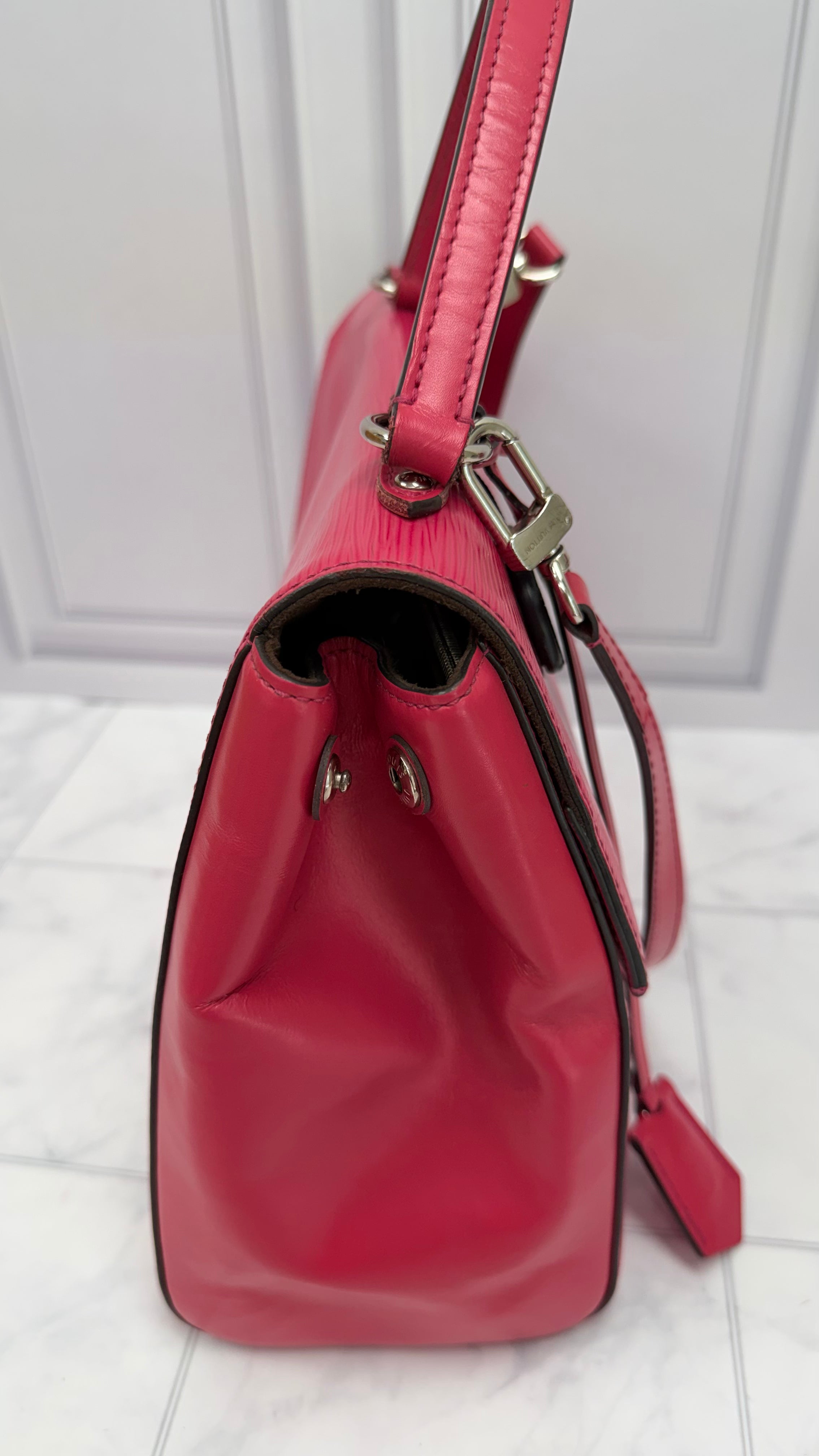 *DONS DROP* Louis Vuitton Pink Epi Leather Cluny MM Bag