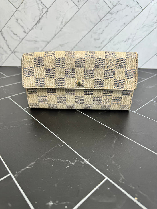 Louis Vuitton Damier Azur Sarah Wallet