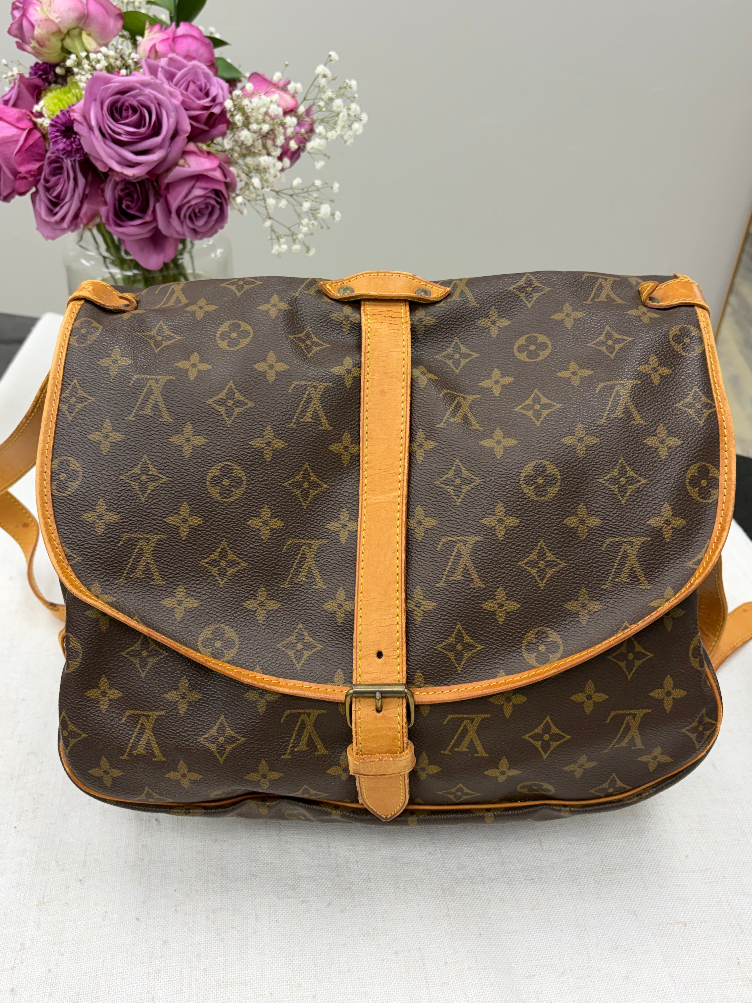 Louis Vuitton Saumur Shoulder Bag 35
