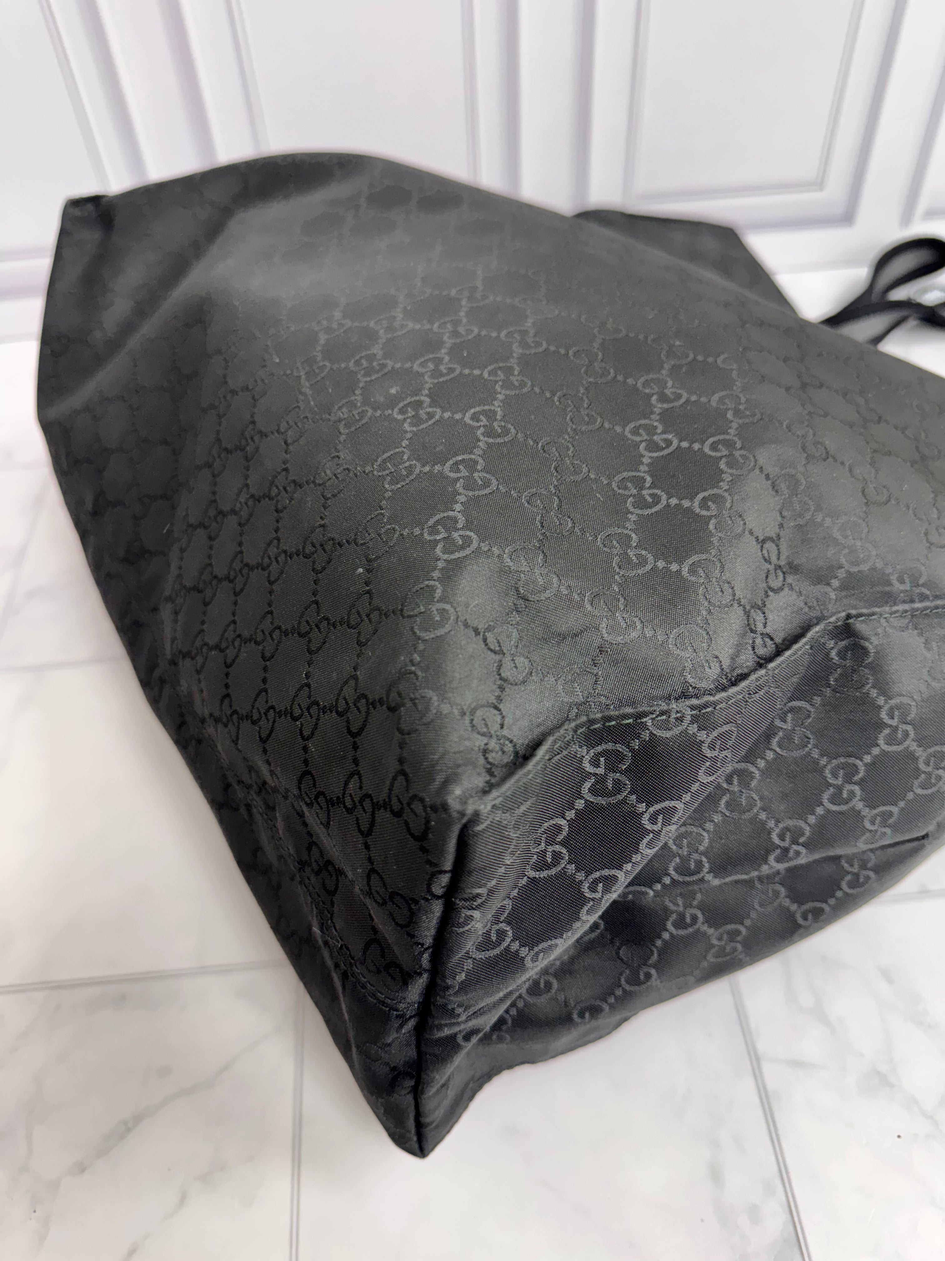 *DONS DROP* Gucci Black Nylon GG Monogram Tote Bag
