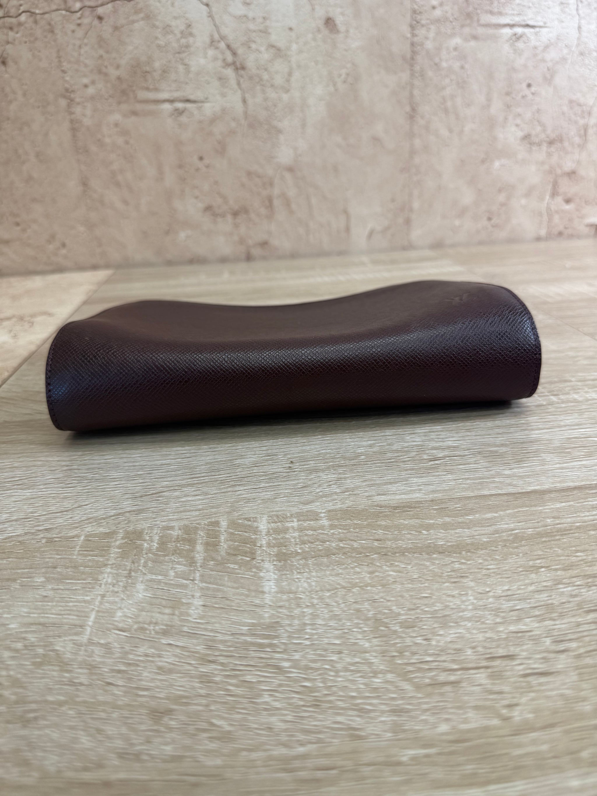 Louis Vuitton Burgundy Taiga Leather Baikal Clutch Bag