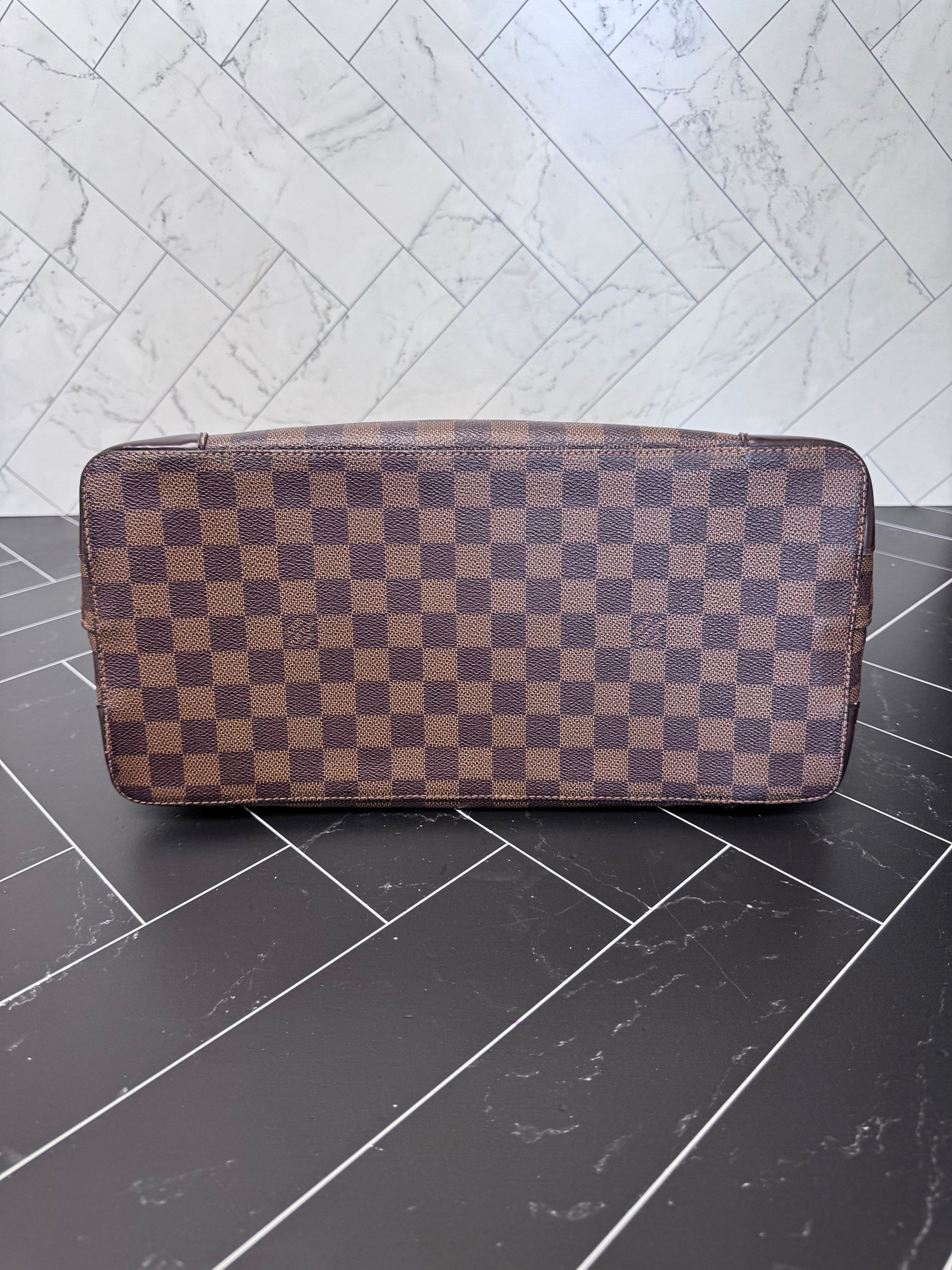 Louis Vuitton Damier Ebene Hampstead MM Shoulder Bag