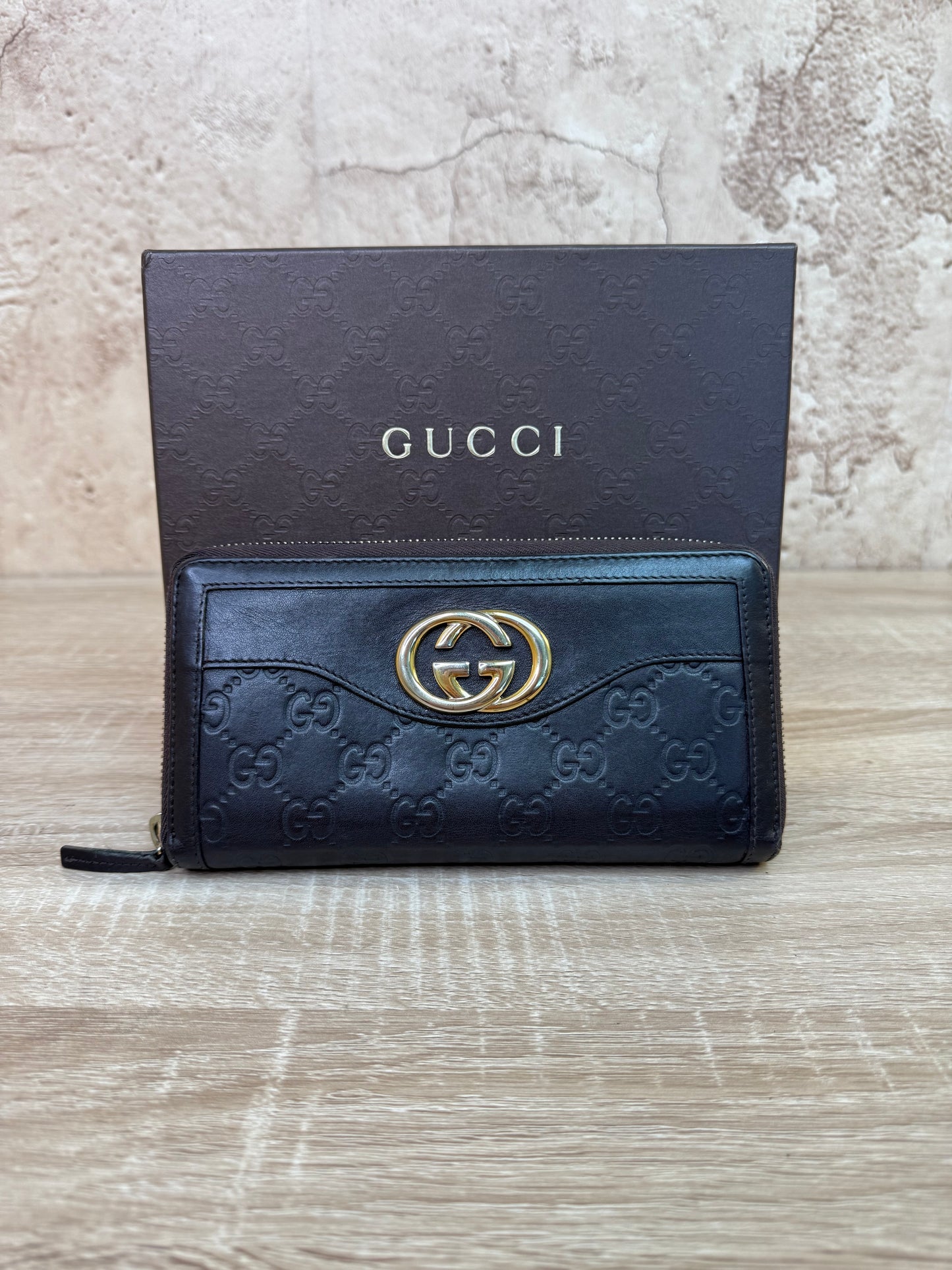 Gucci Brown Leather Interlocking G Zippy Wallet