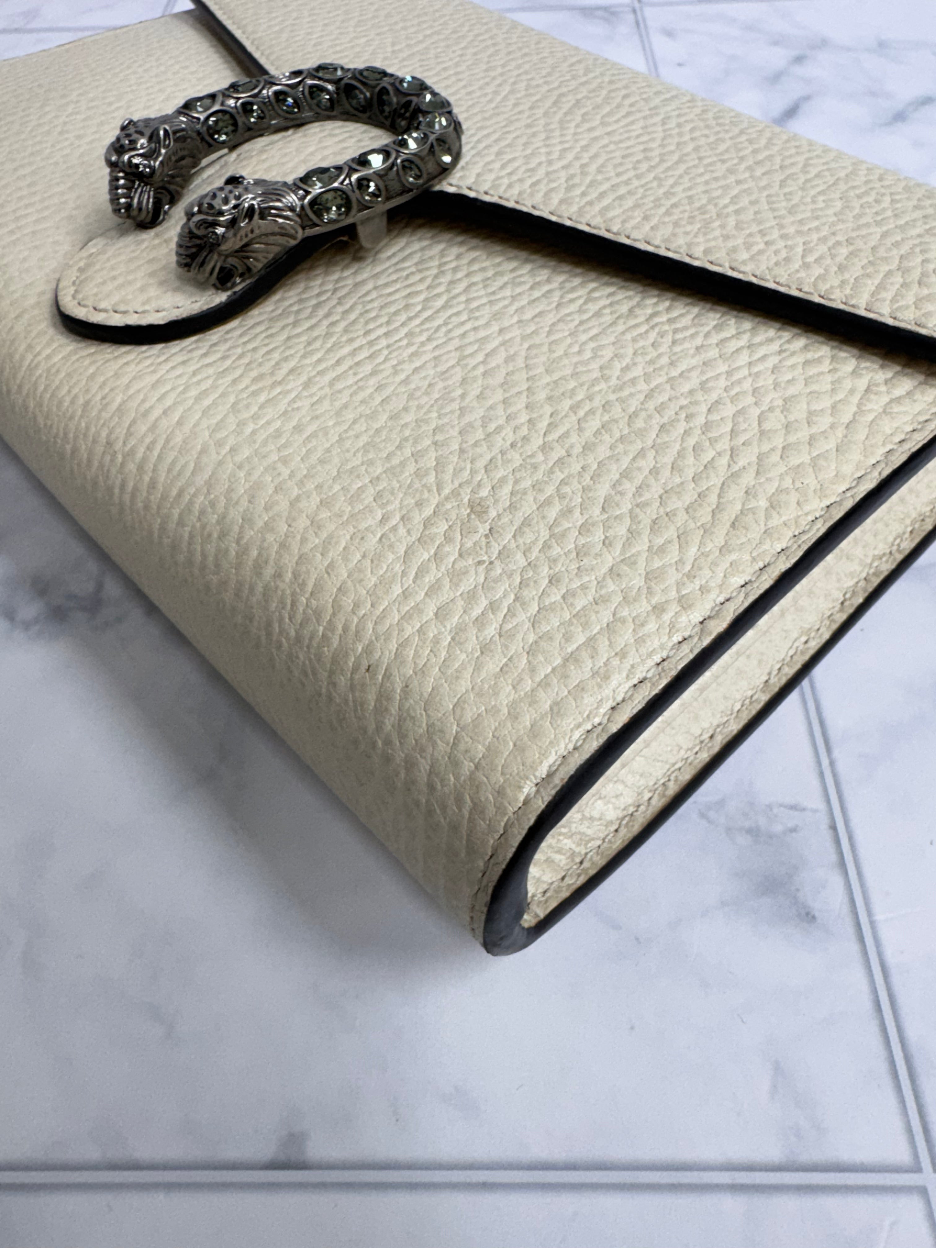 *DONS DROP* Gucci Ivory Grained Leather Wallet on a Chain Dionysus Chain Bag