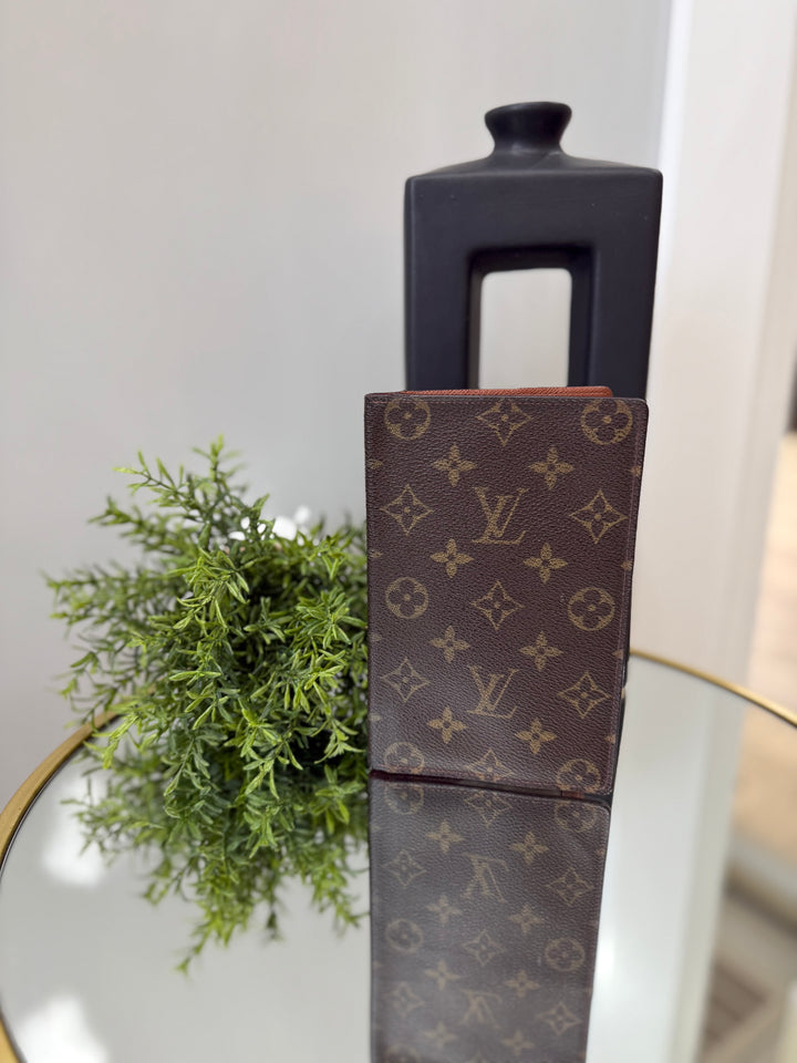 Louis Vuitton Monogram Wallet Passport Holder