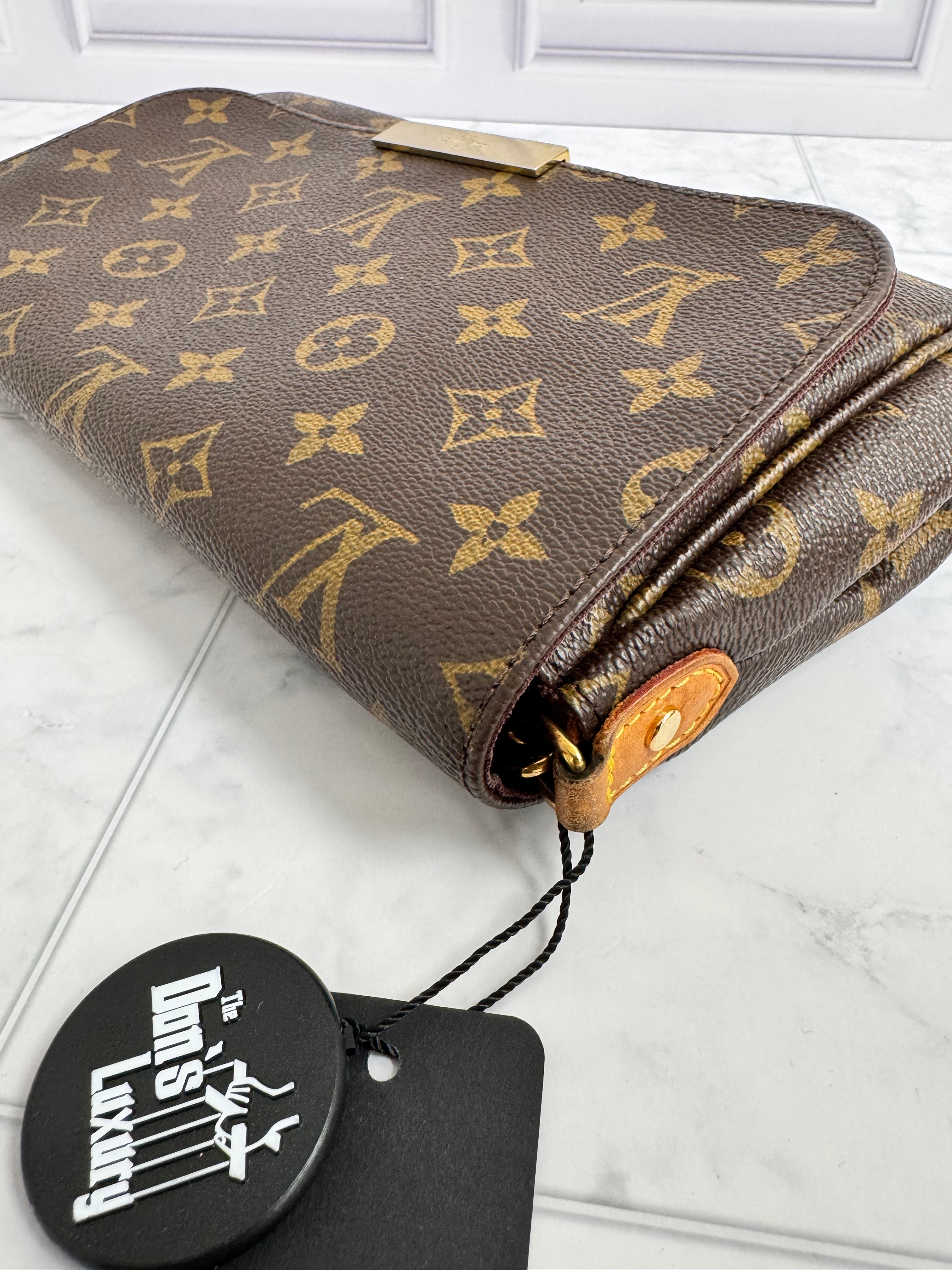 *DONS DROP* Louis Vuitton Monogram Favorite MM Crossbody Bag