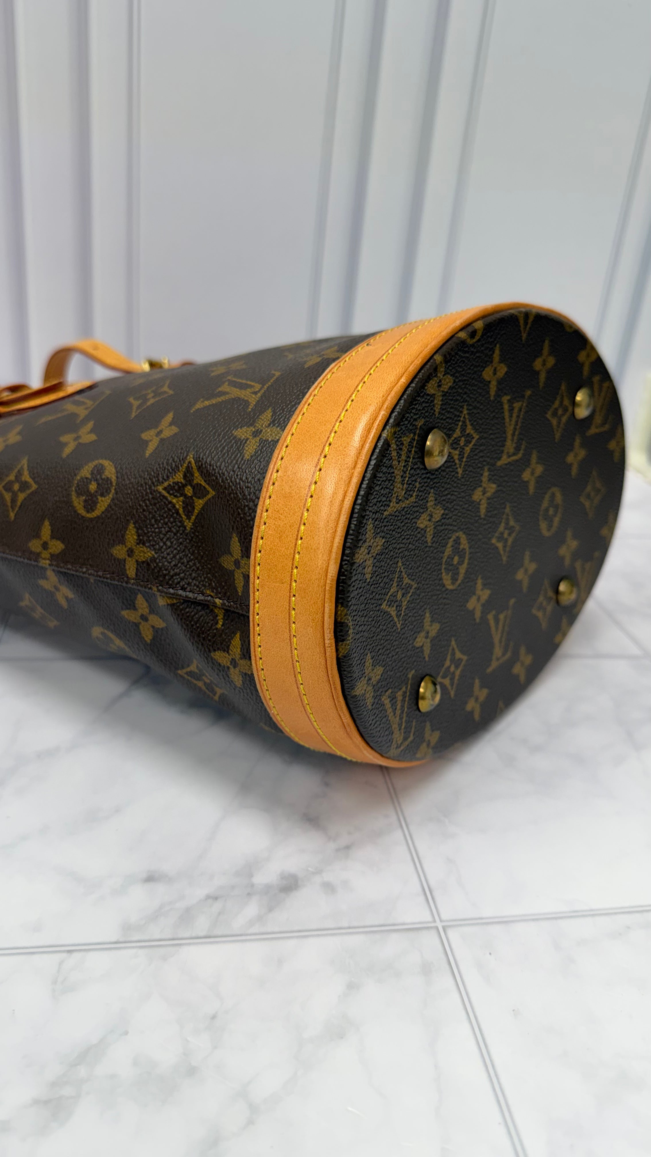 *DONS DROP* Louis Vuitton Monogram Petit Bucket PM Handbag