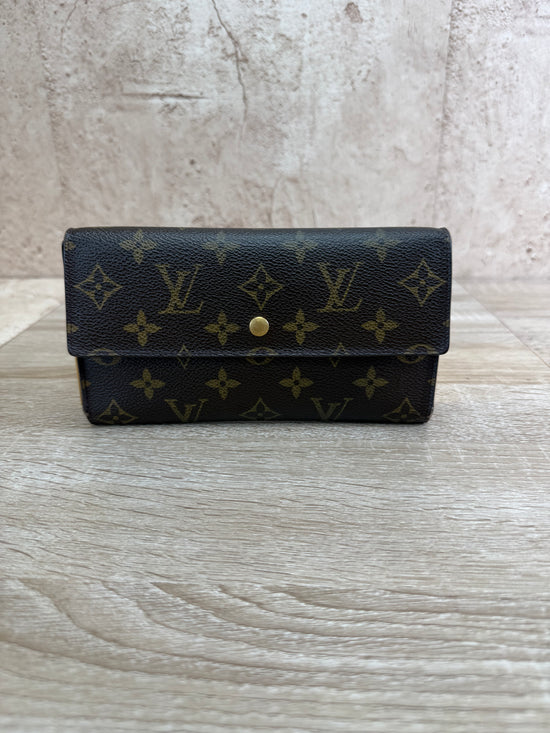 Louis Vuitton Monogram International Wallet