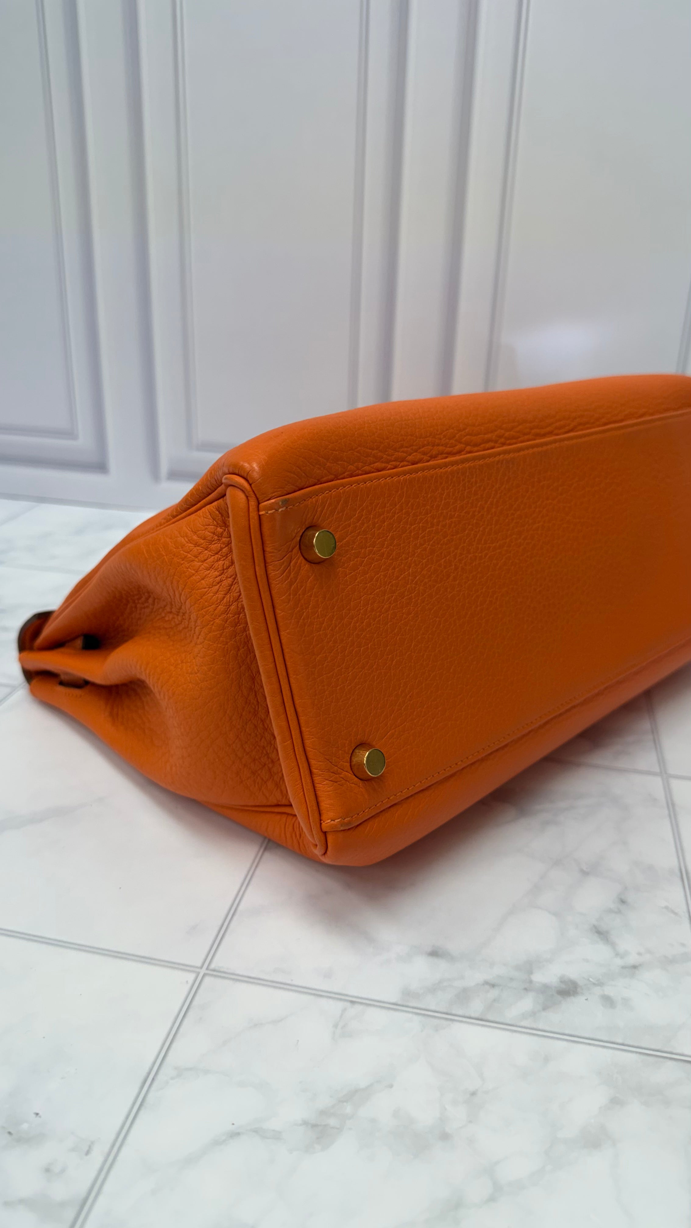 *DONS PRE DROP* Hermes Orange Togo Leather Kelly 32 Handbag
