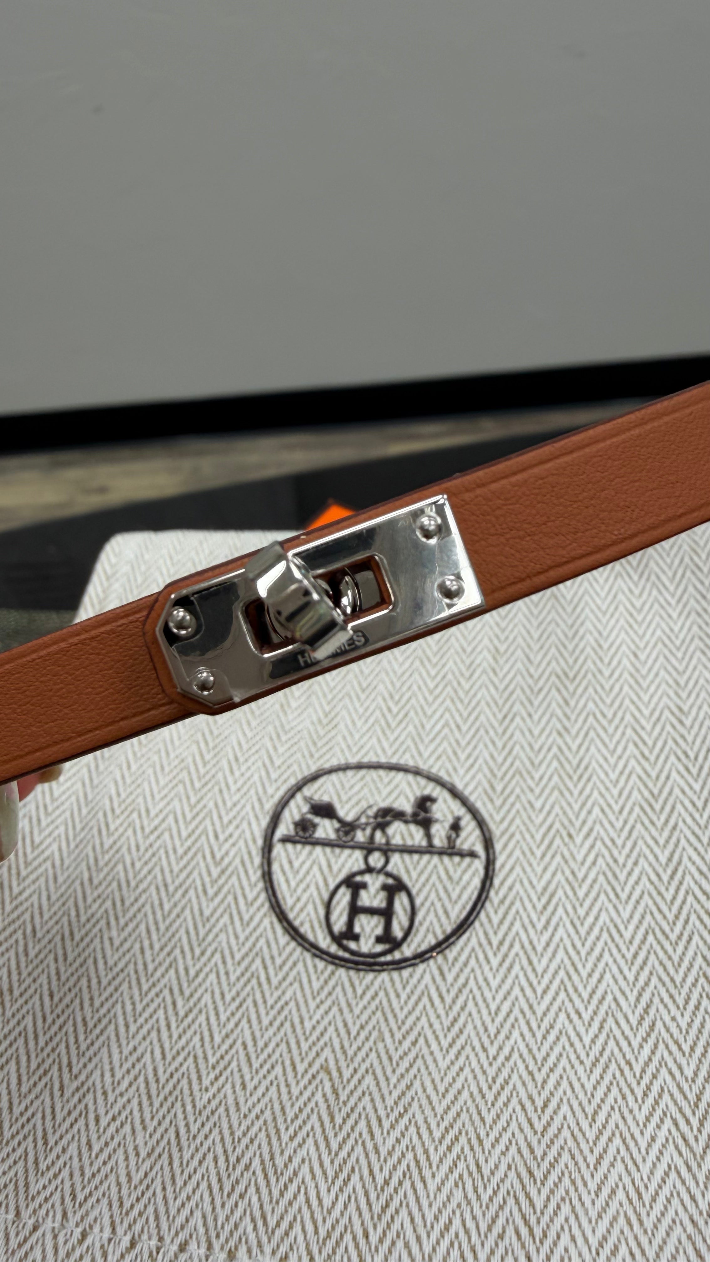 BRAND NEW- Hermes Brown Leather Mini Kelly Choker Necklace