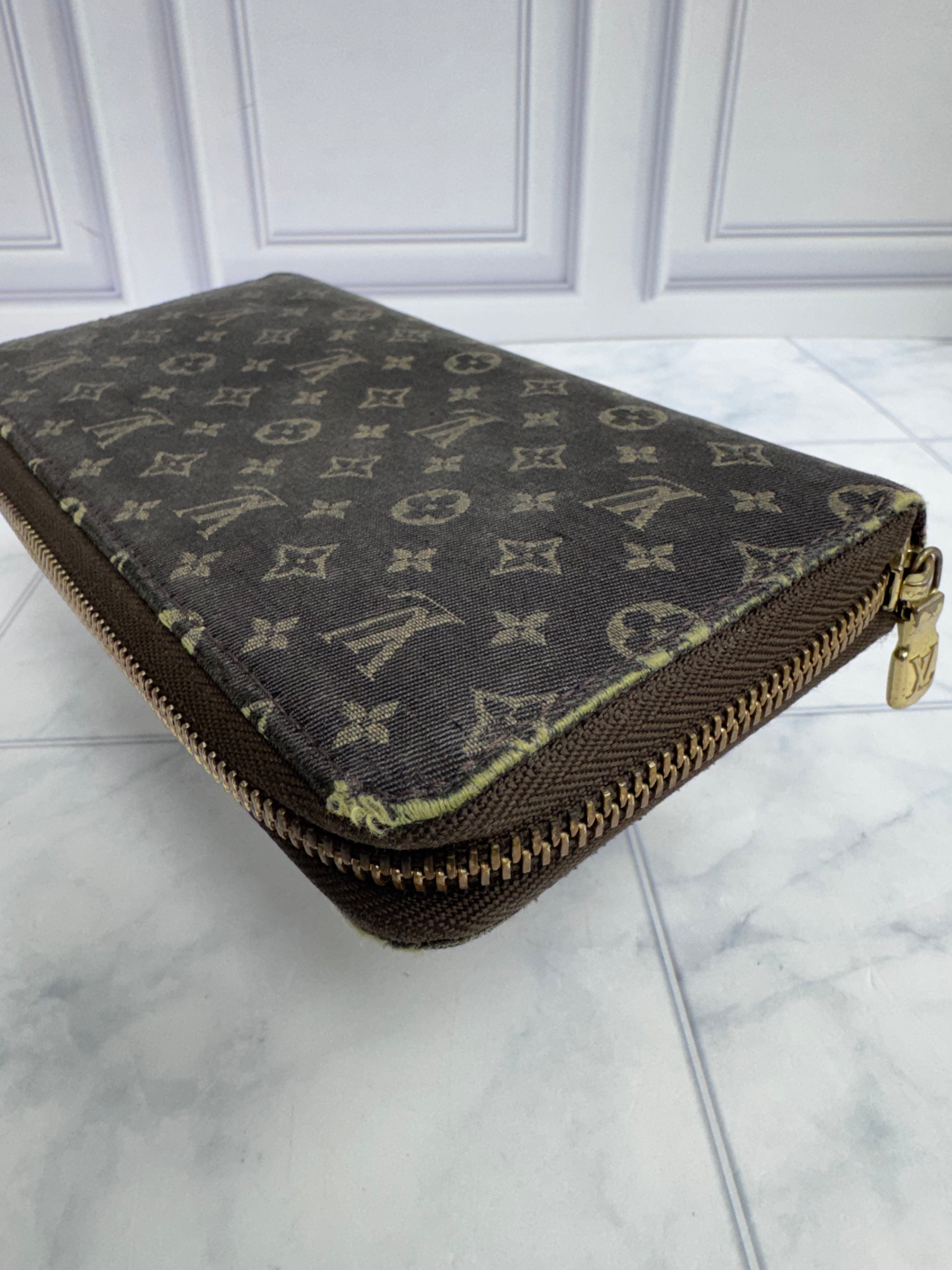 Louis Vuitton Brown Mini Lin Canvas Zippy Wallet