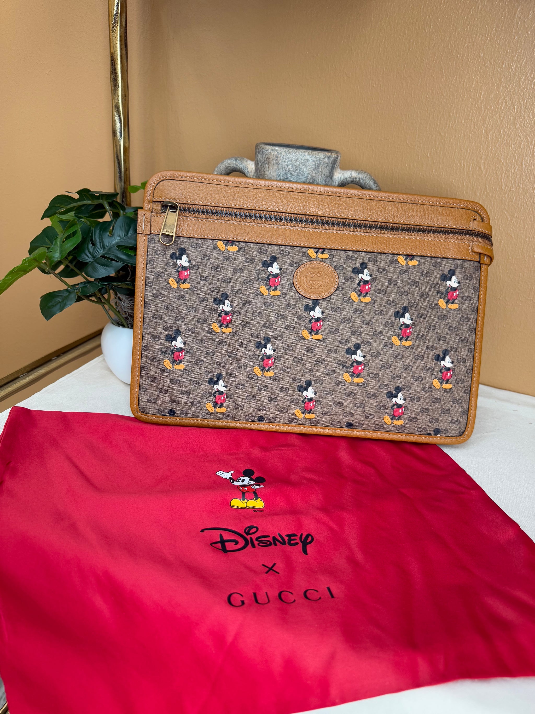 LIKE NEW Gucci x Disney Mickey Mouse GG Coated Canvas Pouch