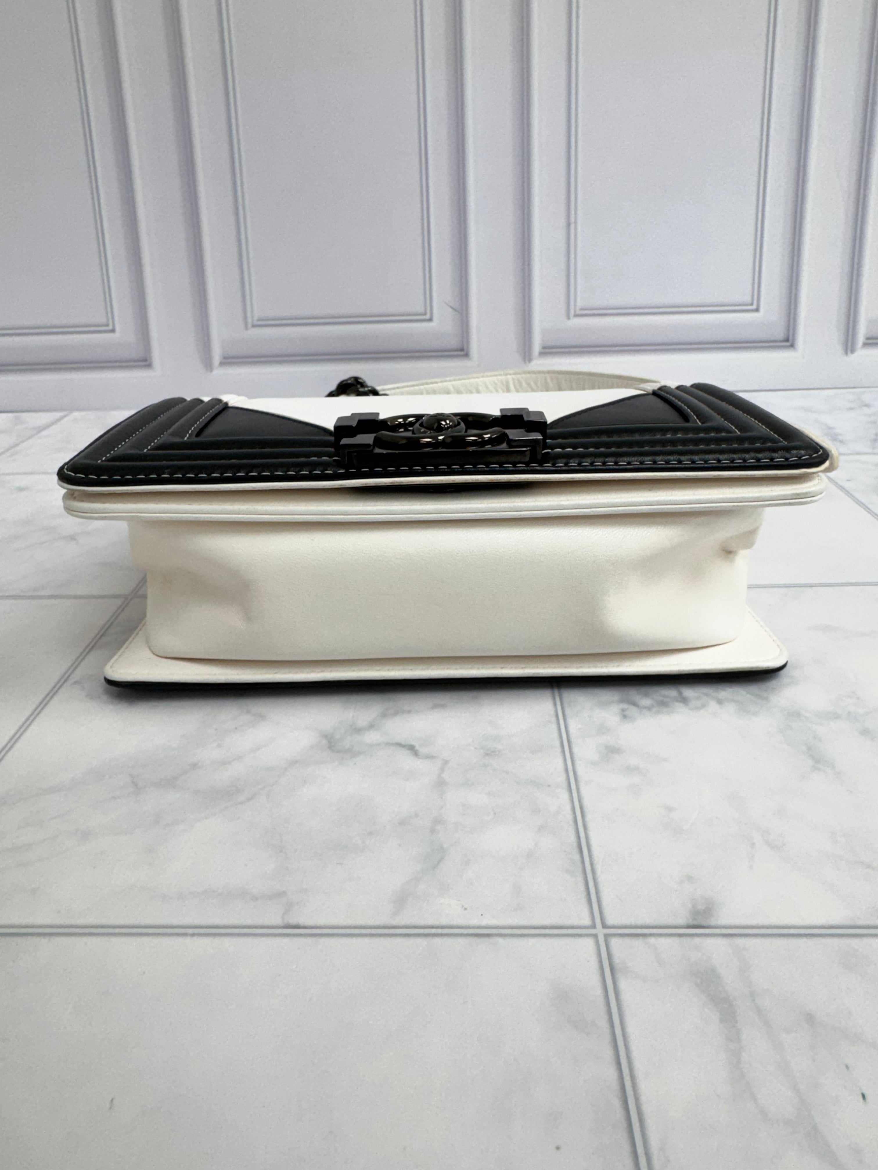 Chanel Black And White Leather Geometric Medium Boy Bag