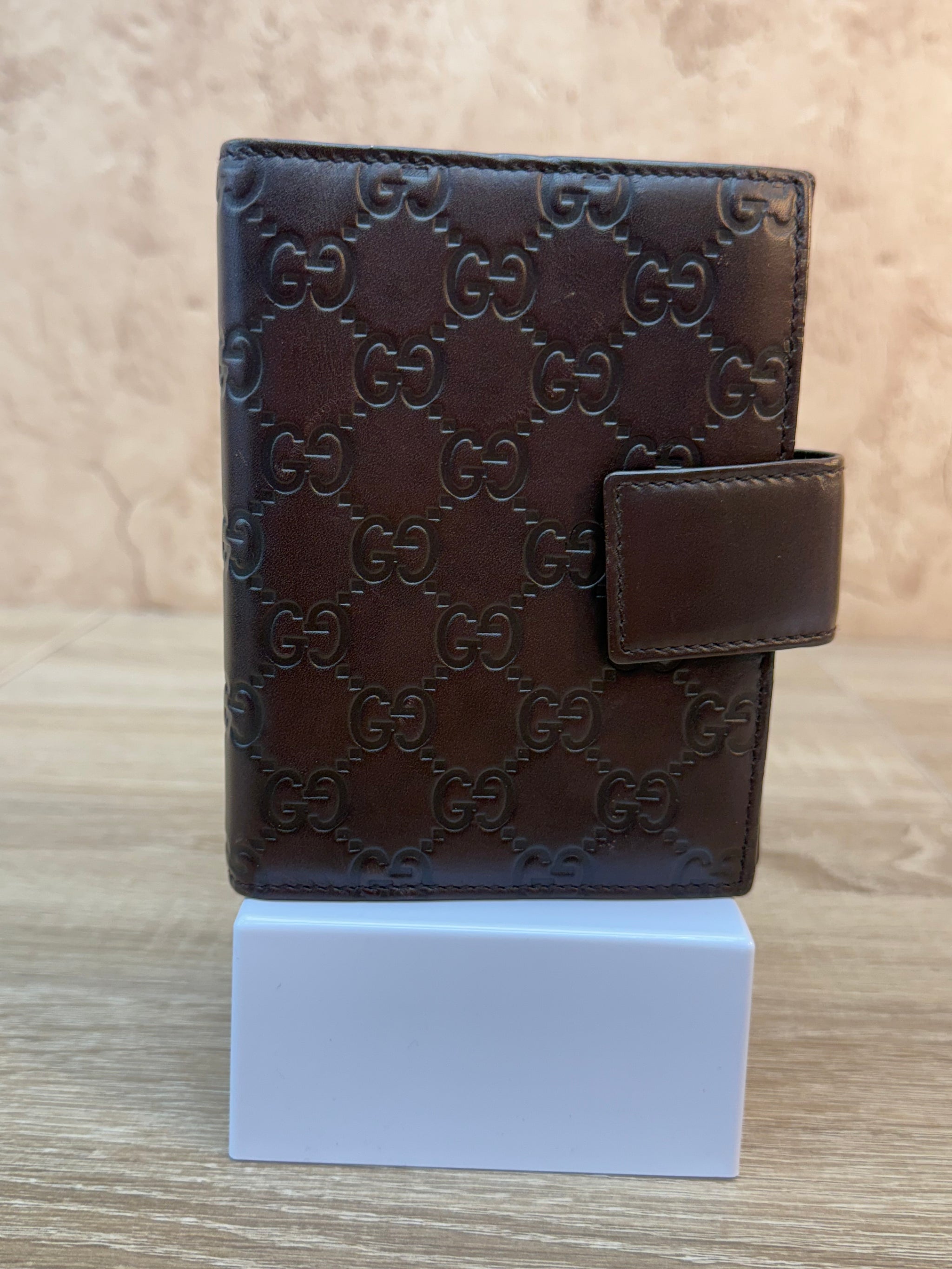 Gucci Brown Guccissima Leather Passport Agenda