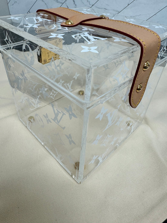 Louis Vuitton Scott Boite Monogram Clear Acrylic Case