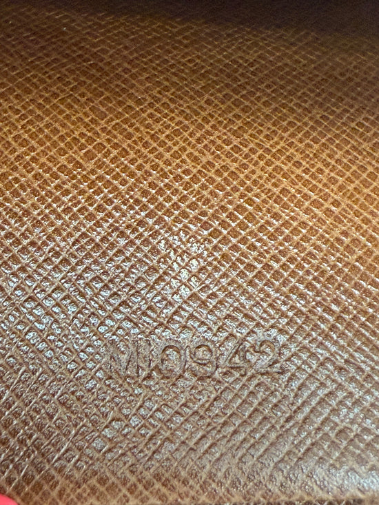 Louis Vuitton Monogram Elise Wallet