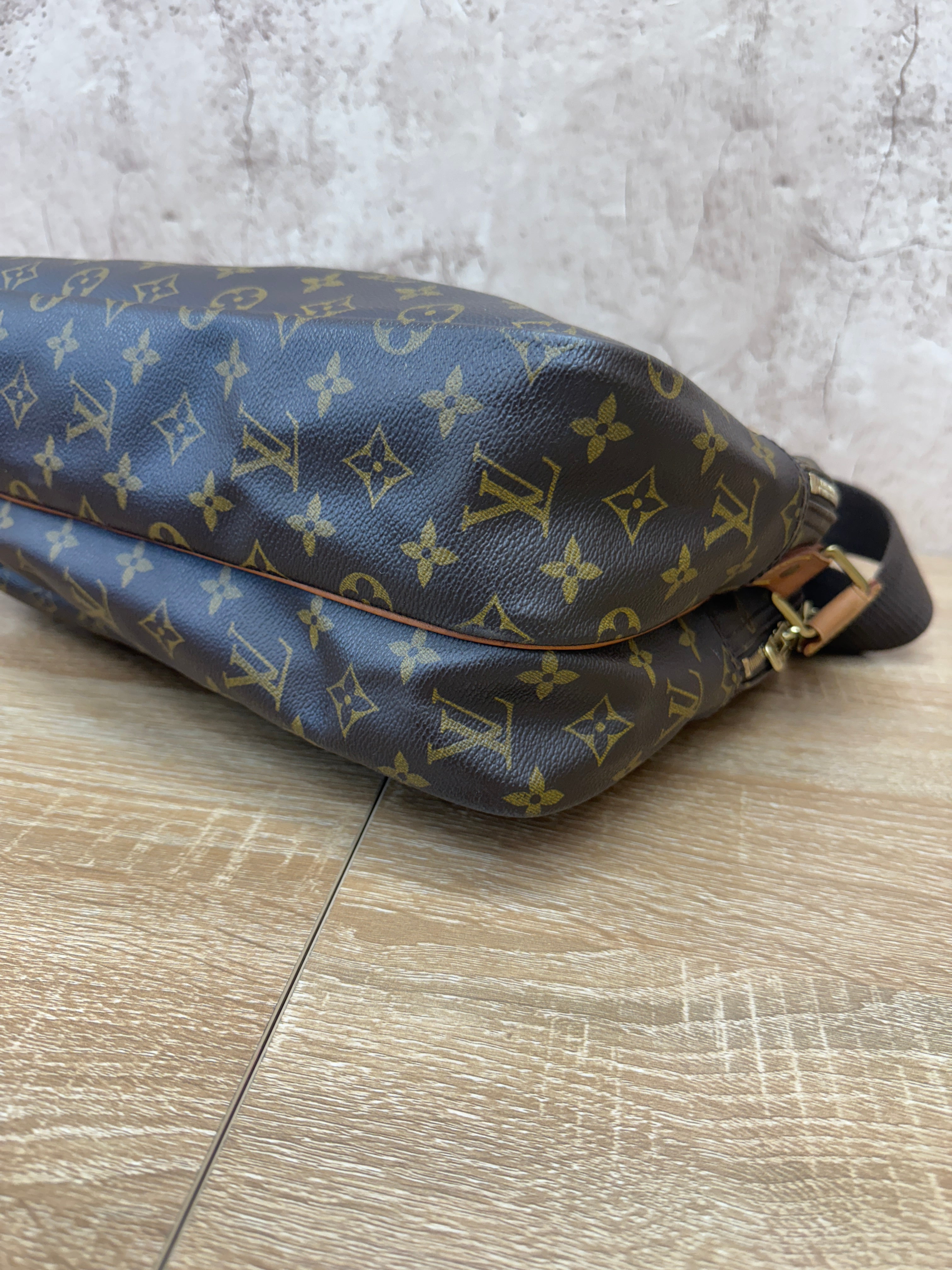 Louis Vuitton Monogram Reporter GM