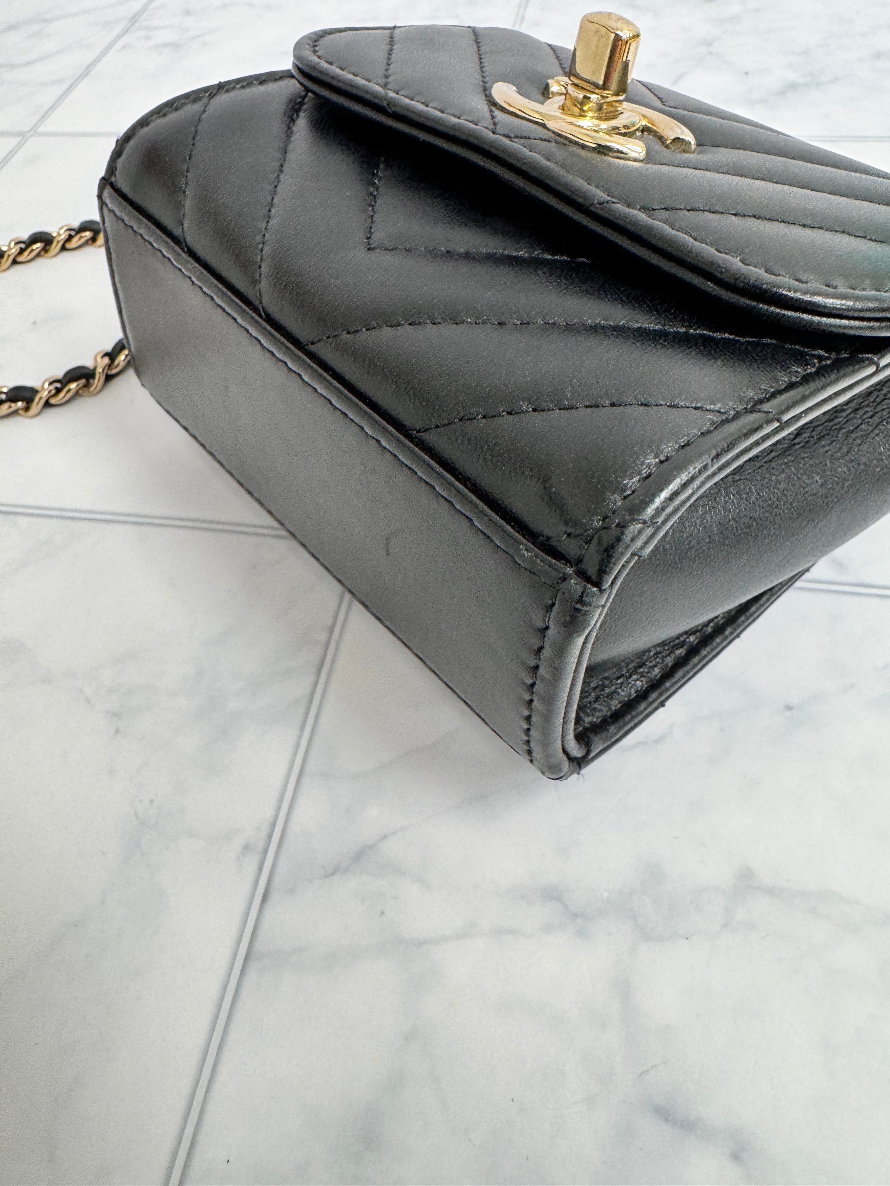 *DONS DROP* Chanel Black Quilted Lambskin Leather Trendy CC Mini Crossbody