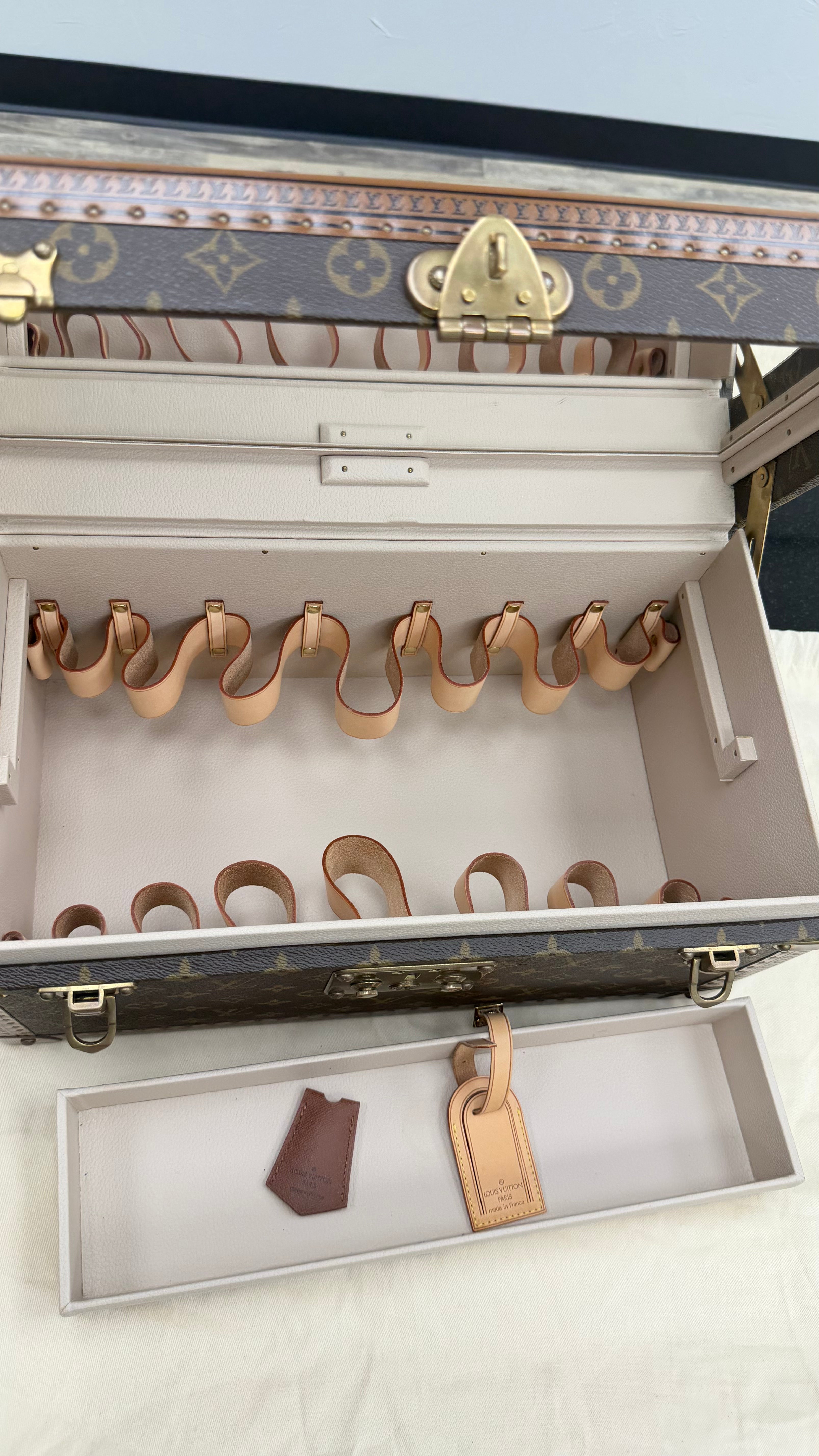 Louis Vuitton Monogram Boîte Bouteilles Et Glace Beauty Trunk