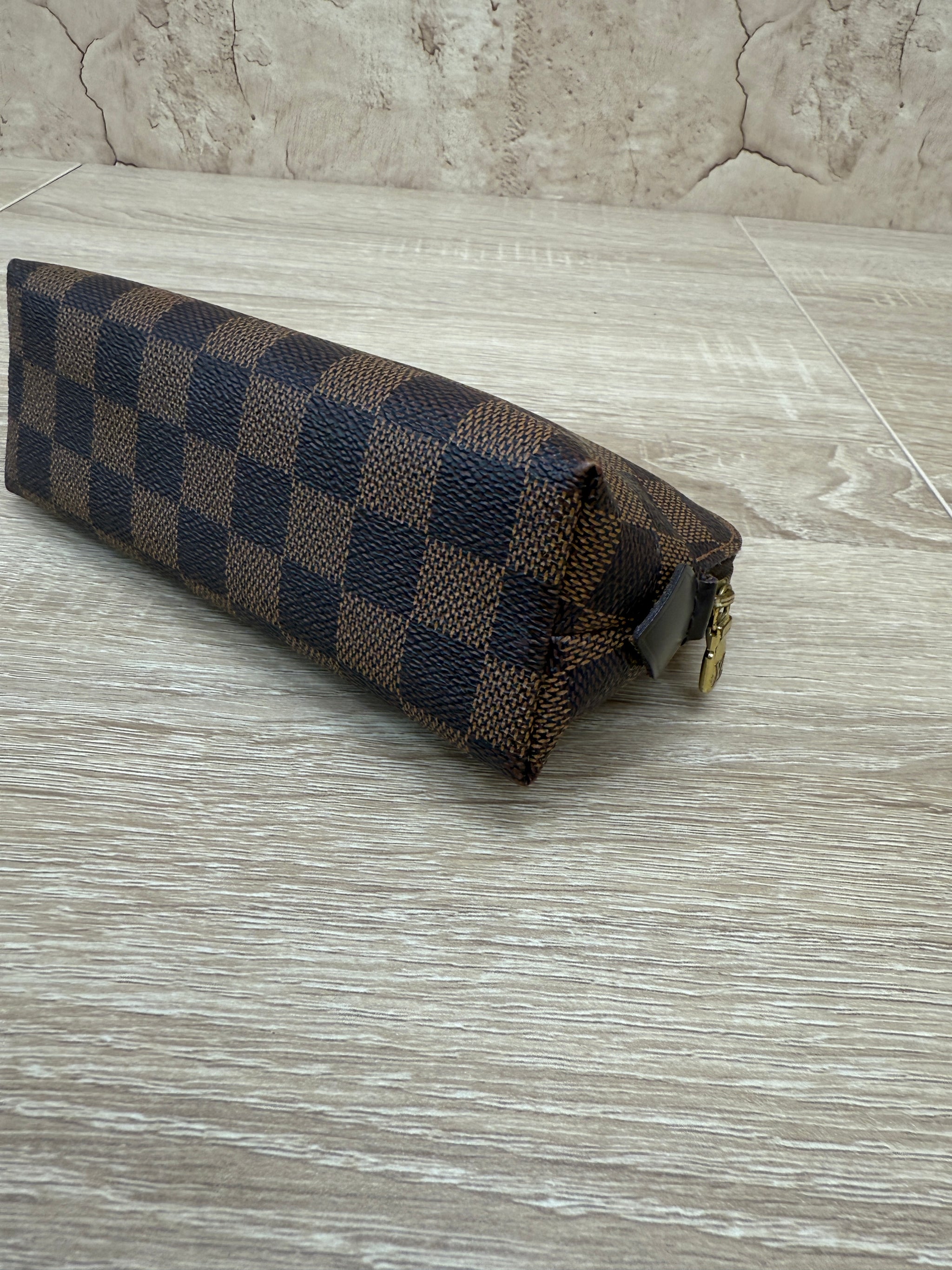Louis Vuitton Damier Ebene Cosmetic Case