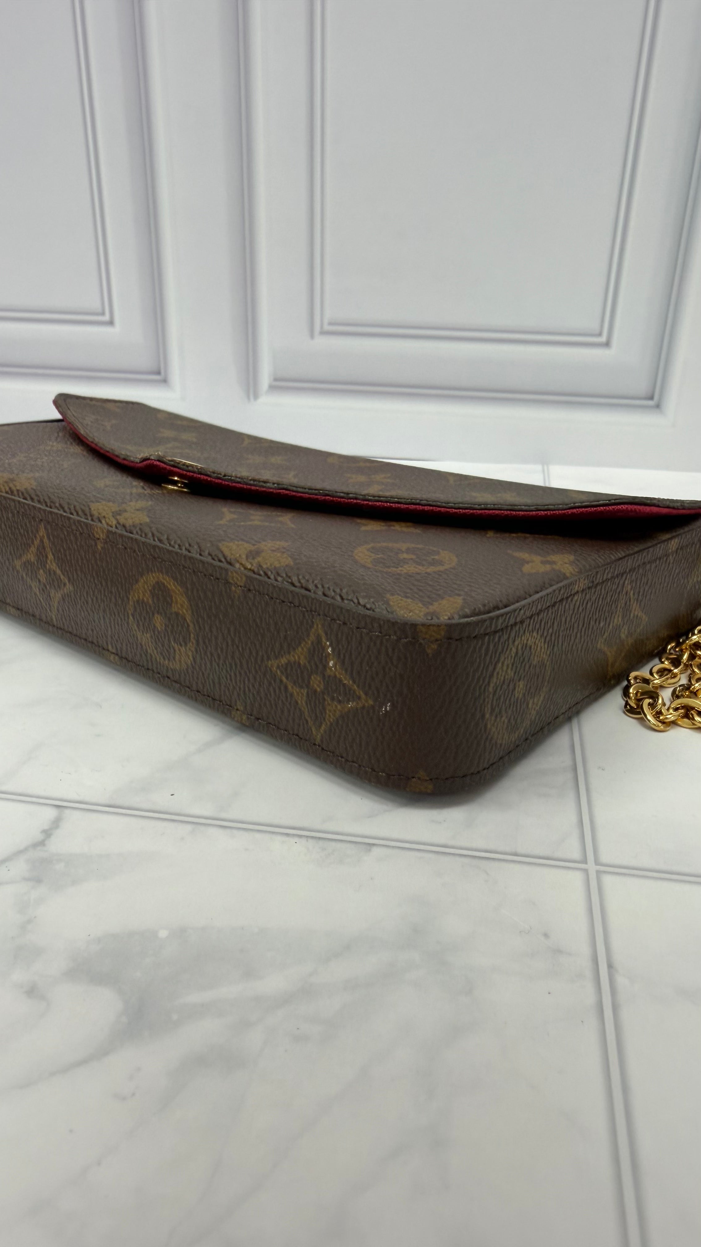 *DONS DROP* LIKE NEW- Louis Vuitton Monogram & Fuchsia Felicie Pochette