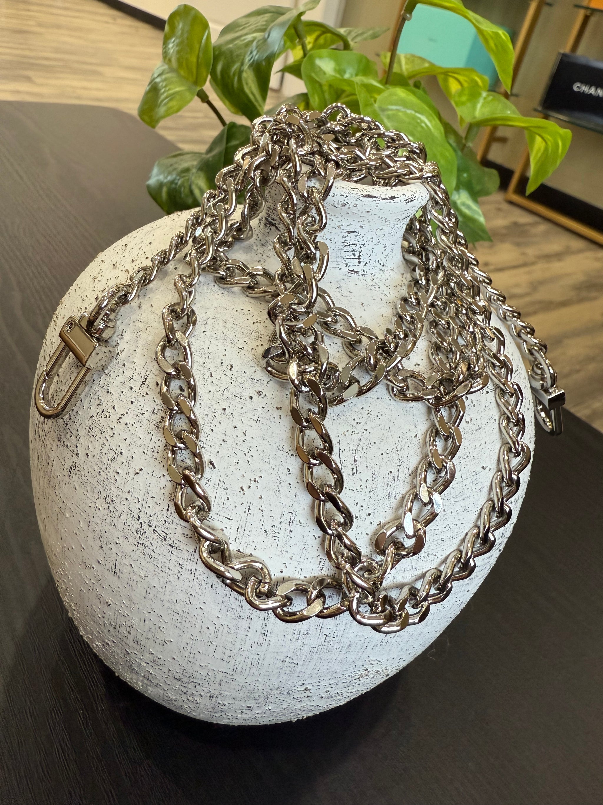 BRAND NEW-  Premium Silver Chain