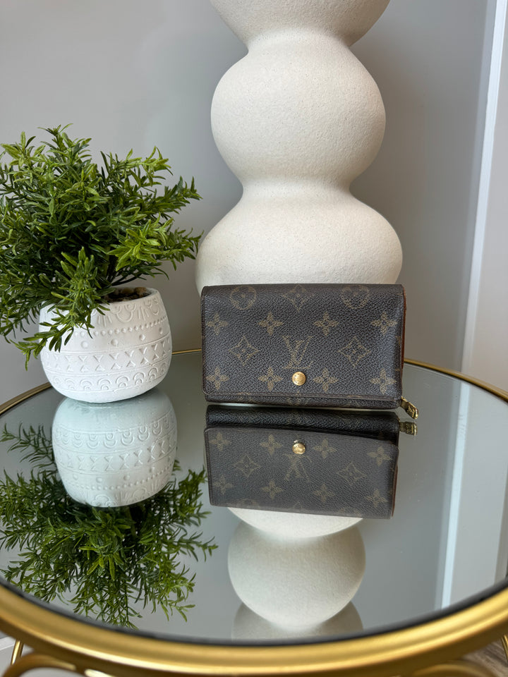 Louis Vuitton Monogram Porte Monnaie Compact Wallet