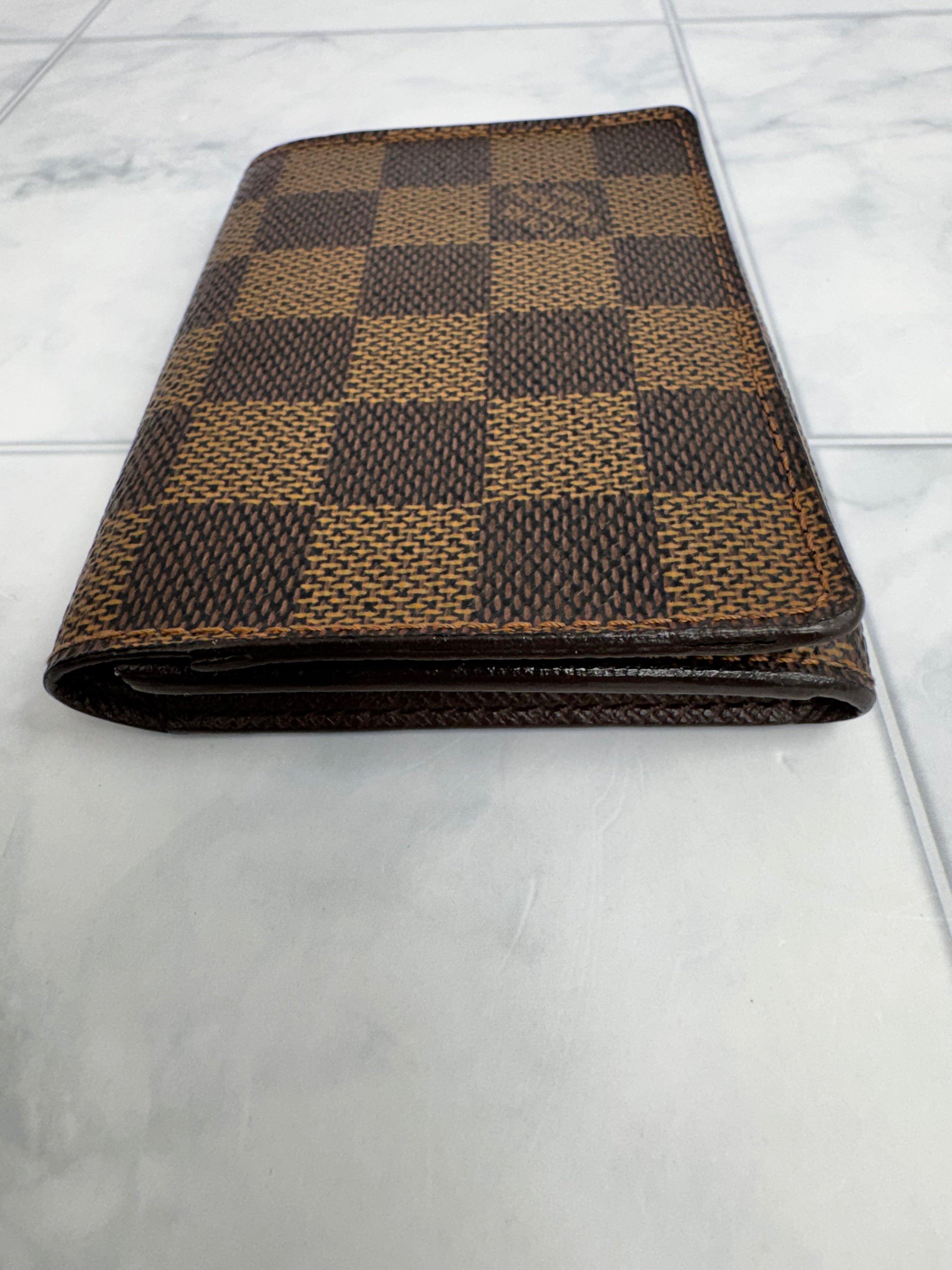 Louis Vuitton Damier Ebene Card Case