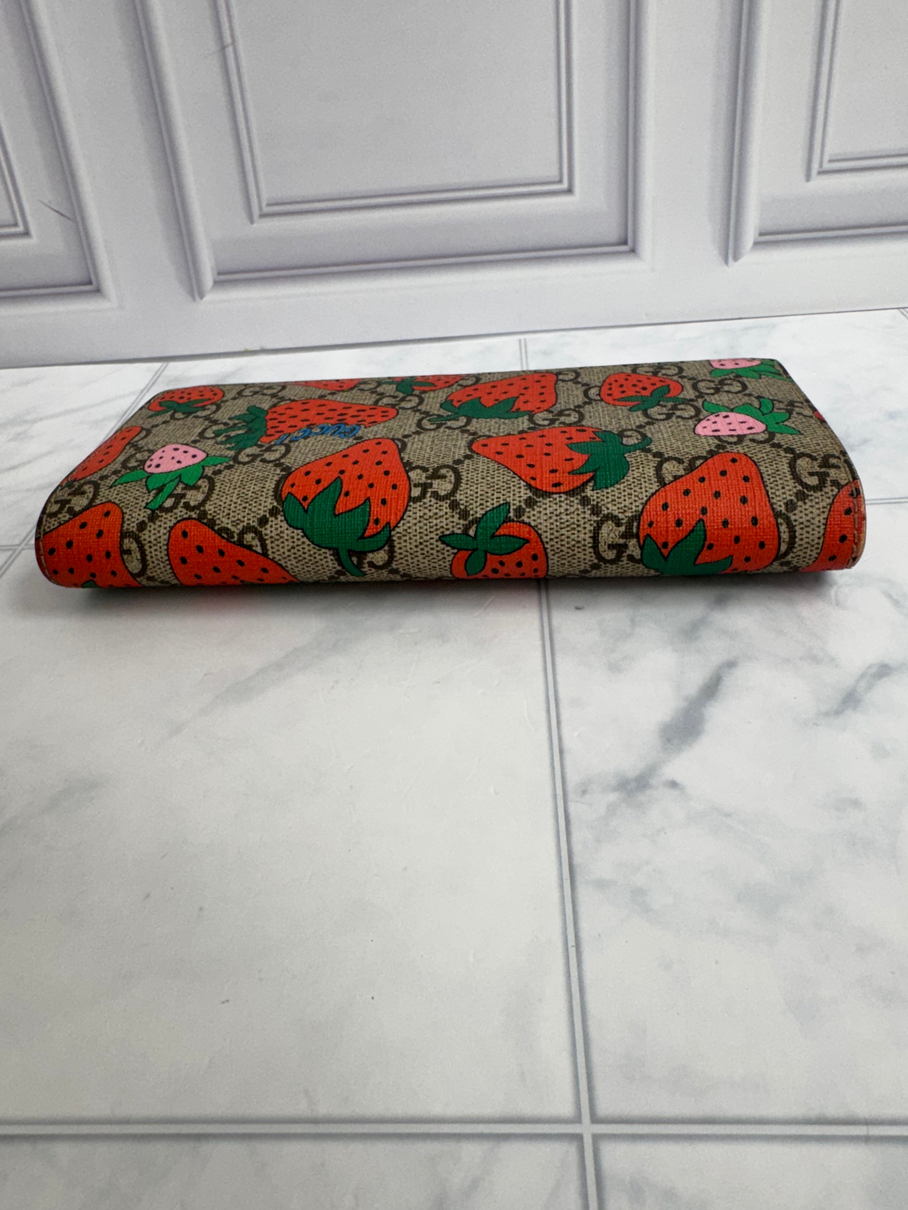 Gucci GG Supreme Strawberry Print Long Wallet