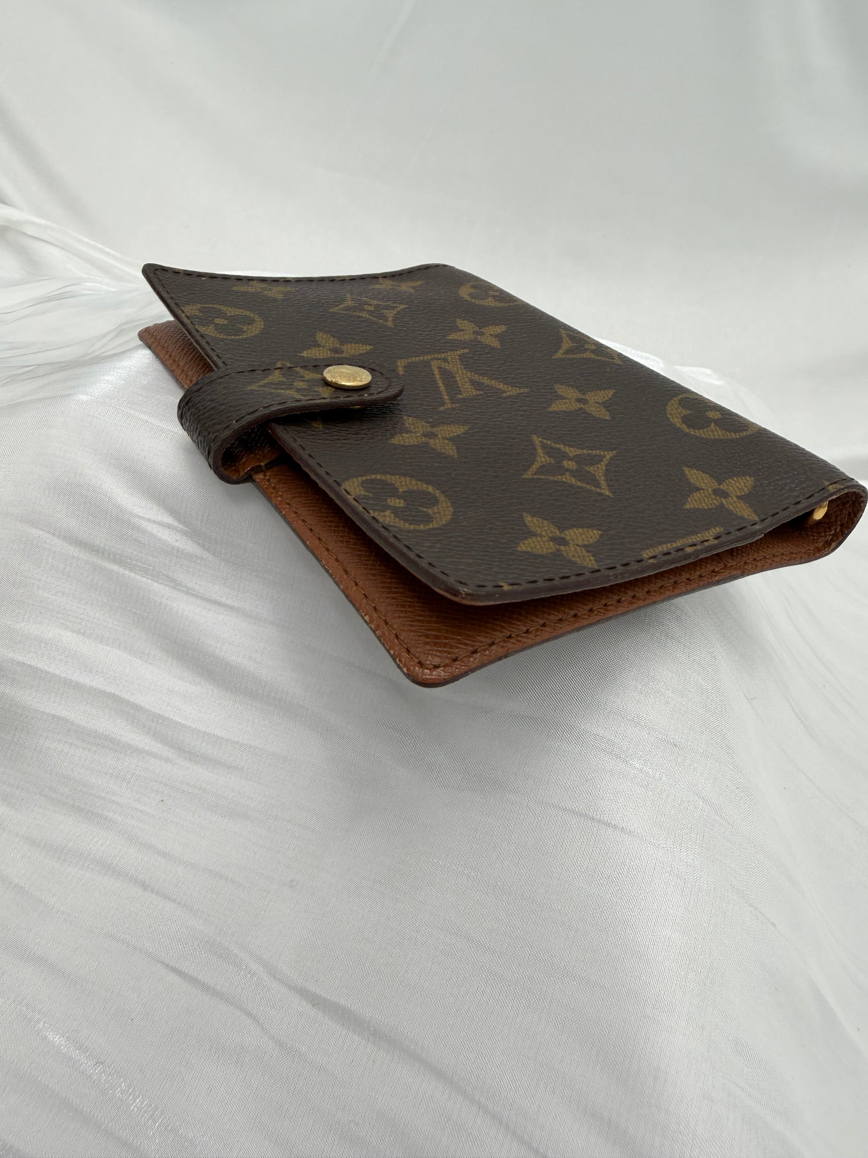 Louis Vuitton Monogram Passport Agenda PM